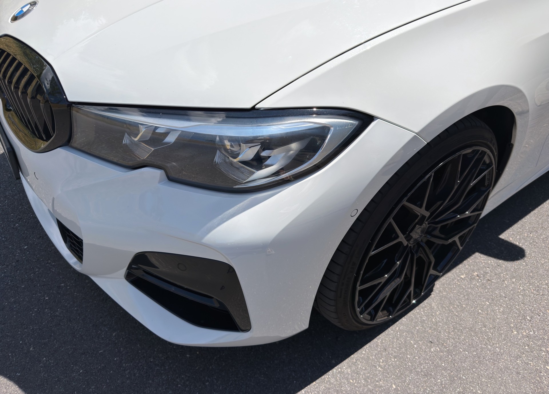 BMW 320i xDrive Steptronic M Sport-image-28