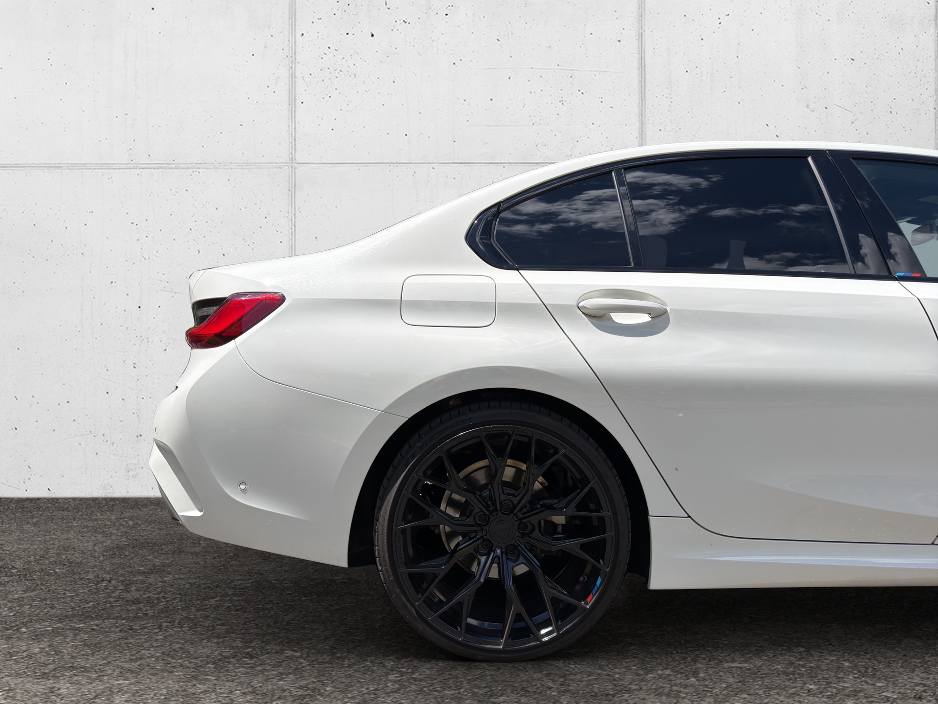 BMW 320i xDrive Steptronic M Sport-image-8