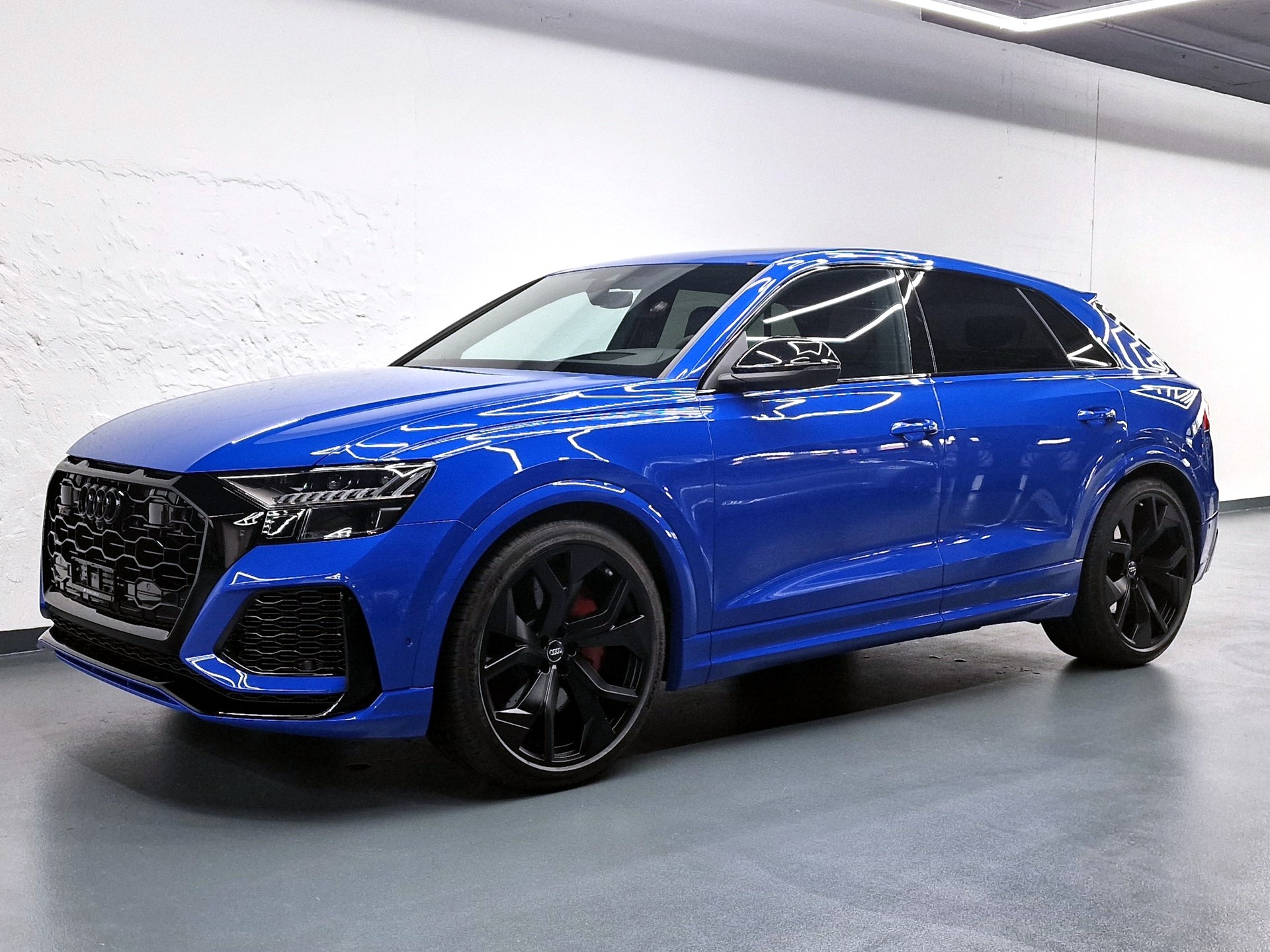 AUDI RS Q8 4.0 V8 TFSI quattro T-Tronic-image-5