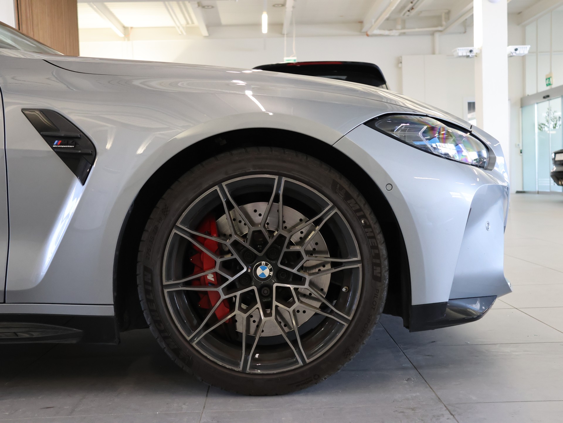 BMW M4 Coupé Competition M xDrive *Widescreen* *360 Kamera* *Carbon Packet*-image-7
