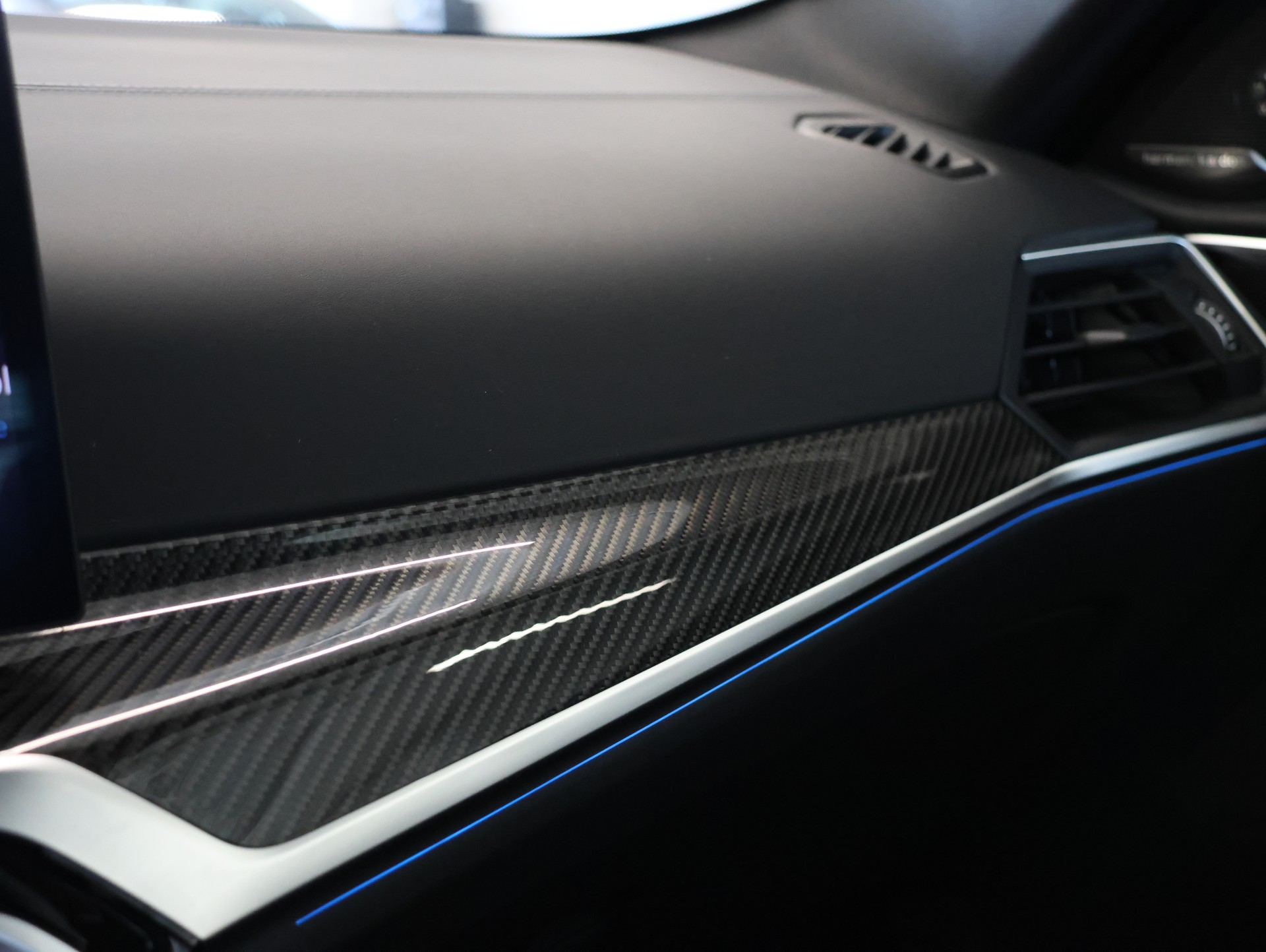 BMW M4 Coupé Competition M xDrive *Widescreen* *360 Kamera* *Carbon Packet*-image-37