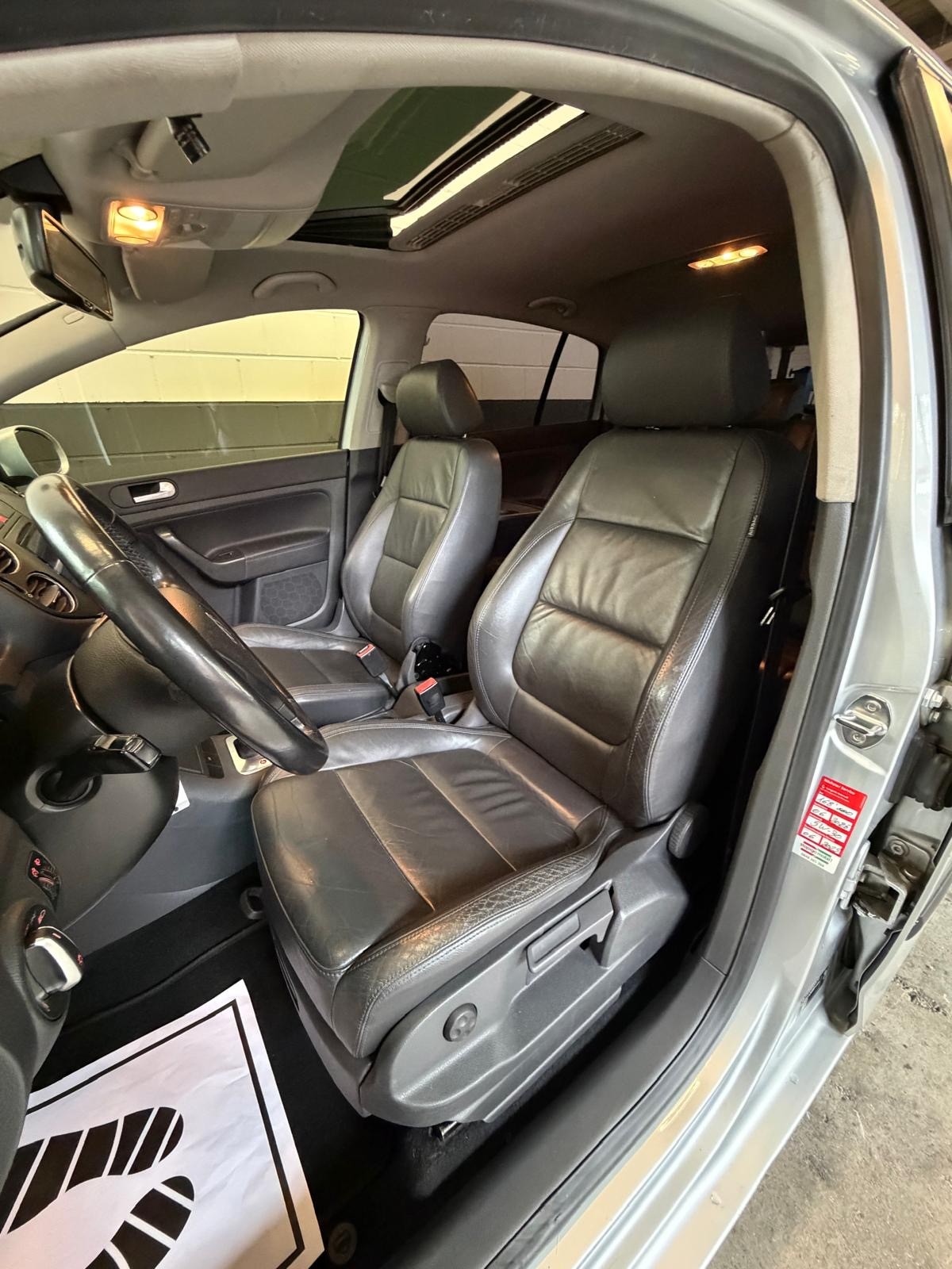 VW Golf Plus 2.0 FSI Comfortline //NEU AB MFK!-image-11