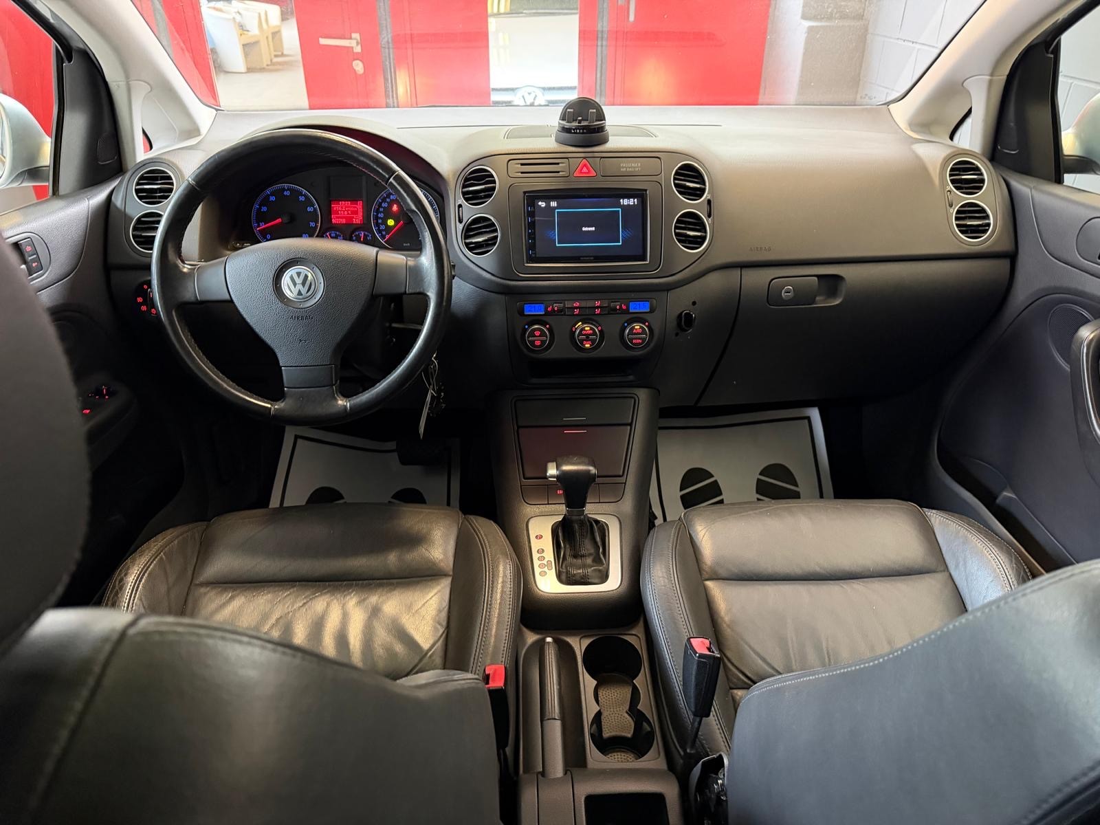 VW Golf Plus 2.0 FSI Comfortline //NEU AB MFK!-image-12