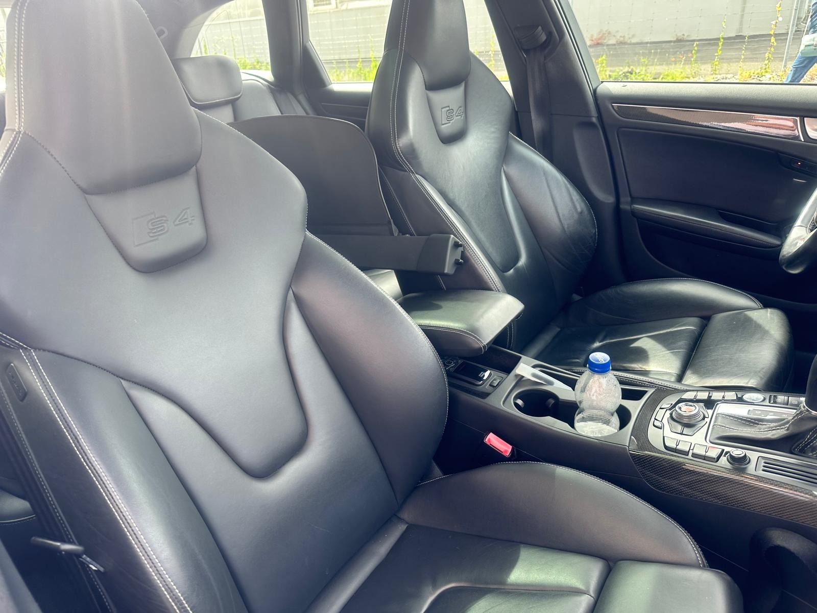 AUDI S4 Avant 3.0 TFSI quattro S-tronic-image-10
