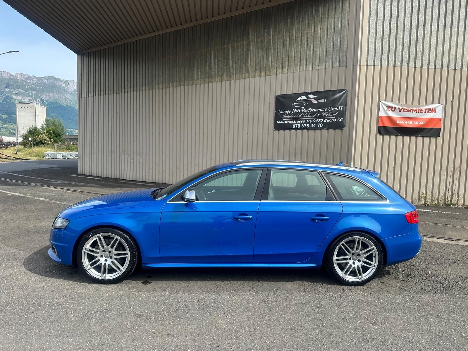 AUDI S4 Avant 3.0 TFSI quattro S-tronic-image-5