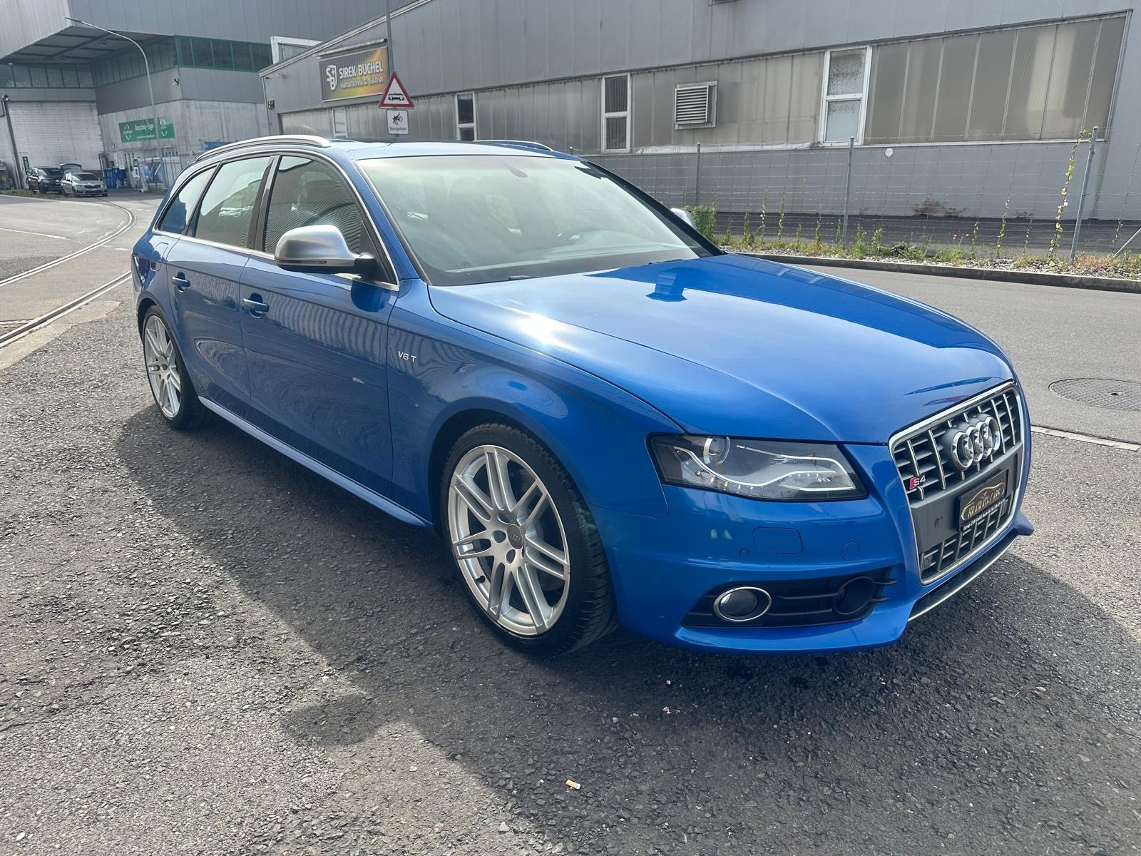 AUDI S4 Avant 3.0 TFSI quattro S-tronic-image-1