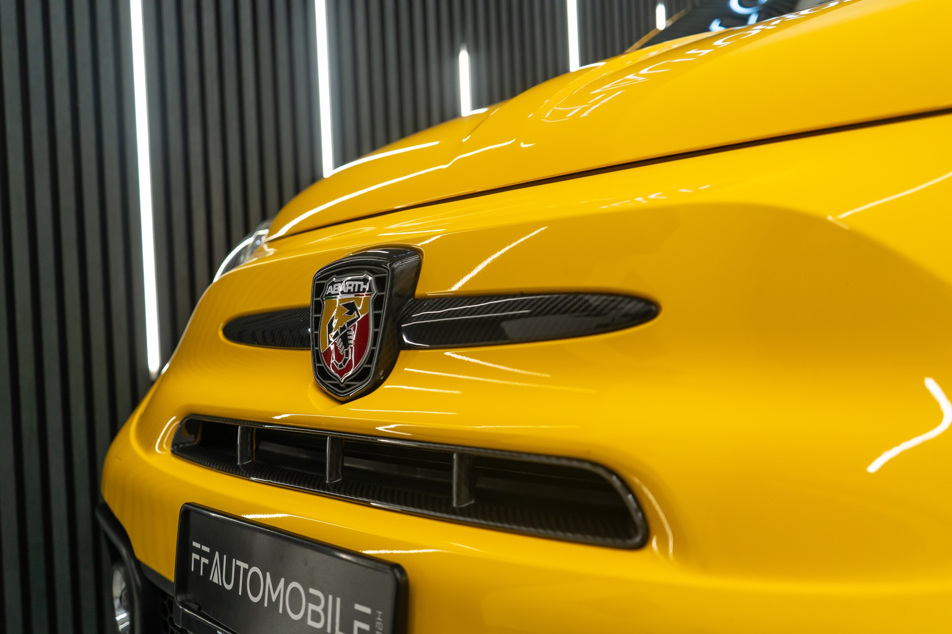 FIAT 595 1.4 16V TURBO ABARTH COMPETIZIONE / GELBER FLITZER / OHNE OPF-image-6