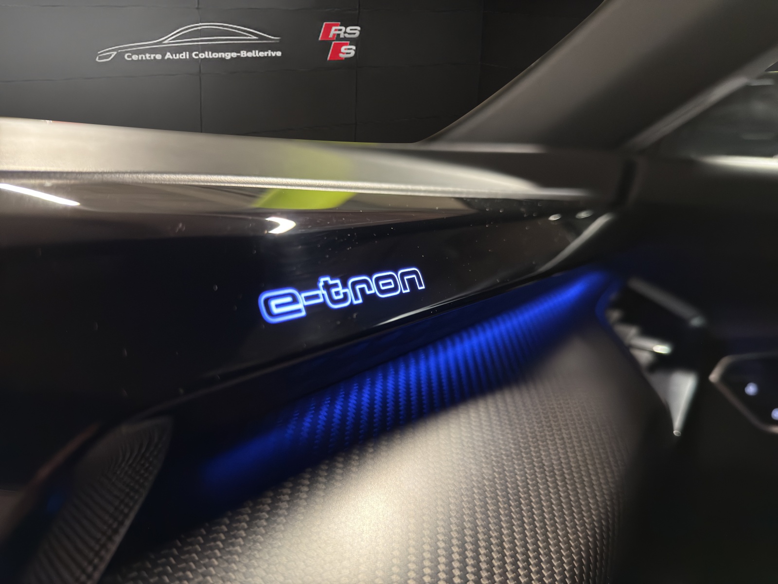 AUDI e-tron GT quattro-image-23