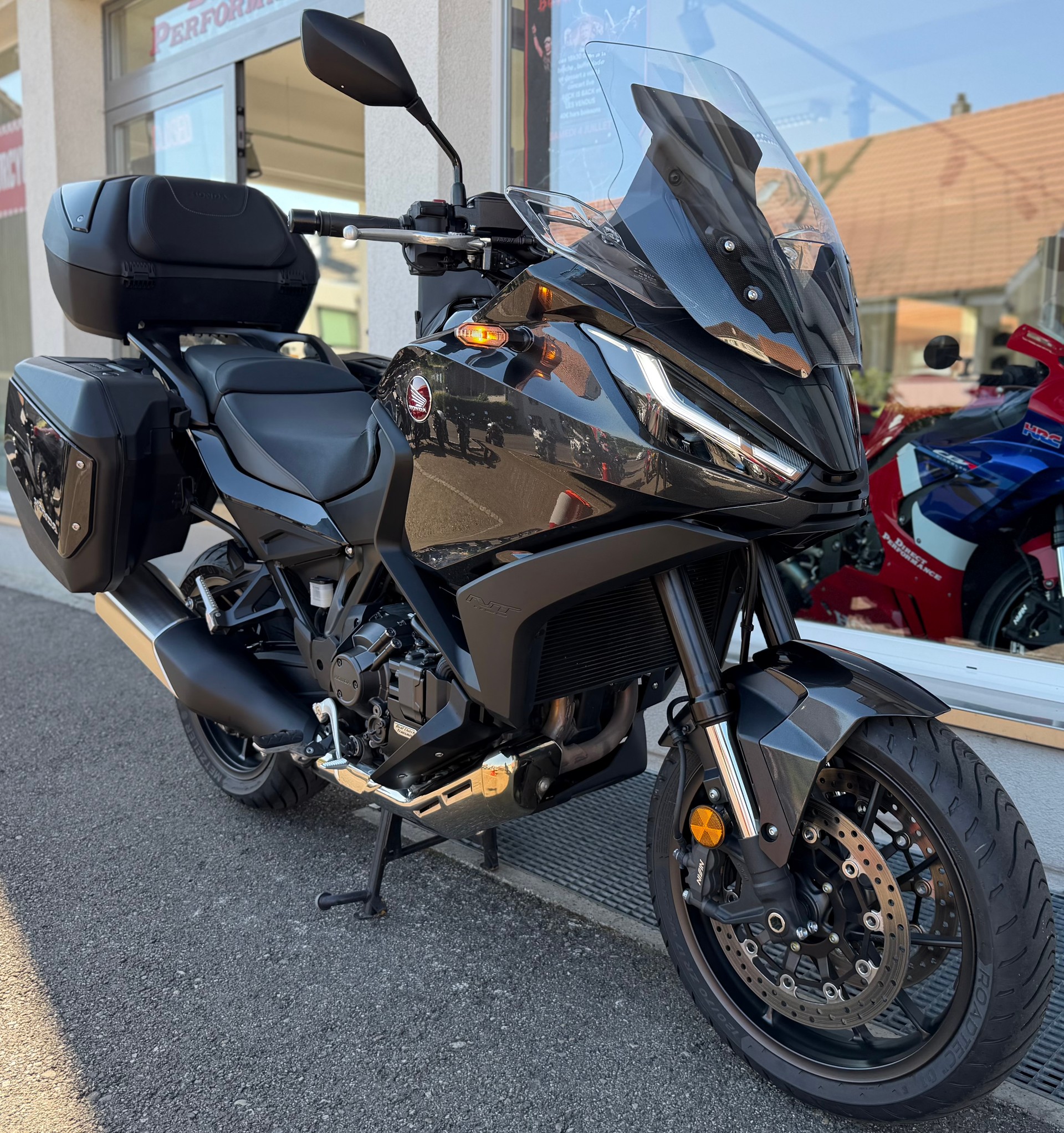 HONDA NT 1100 DCT-image-2