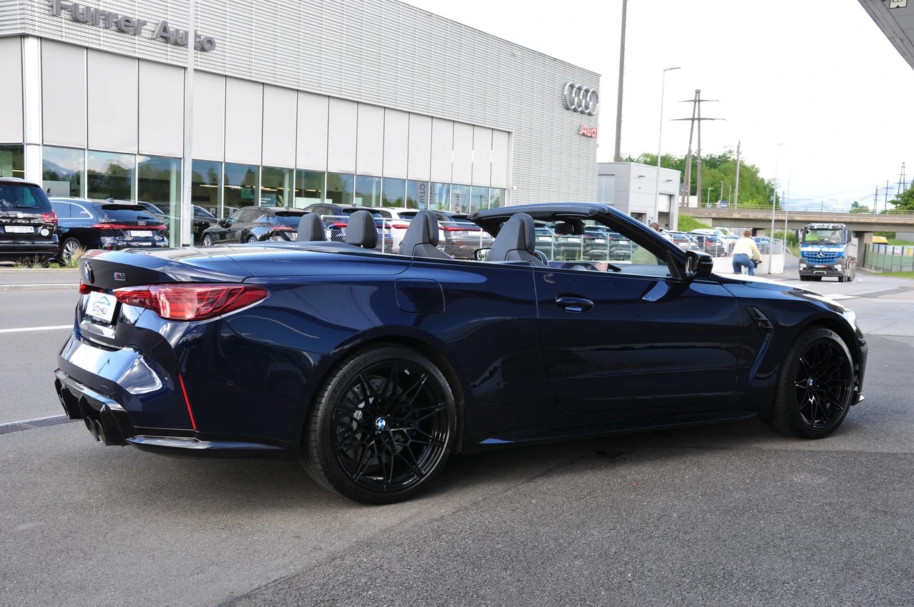 BMW M4 Cabrio Competition M xDrive-image-9