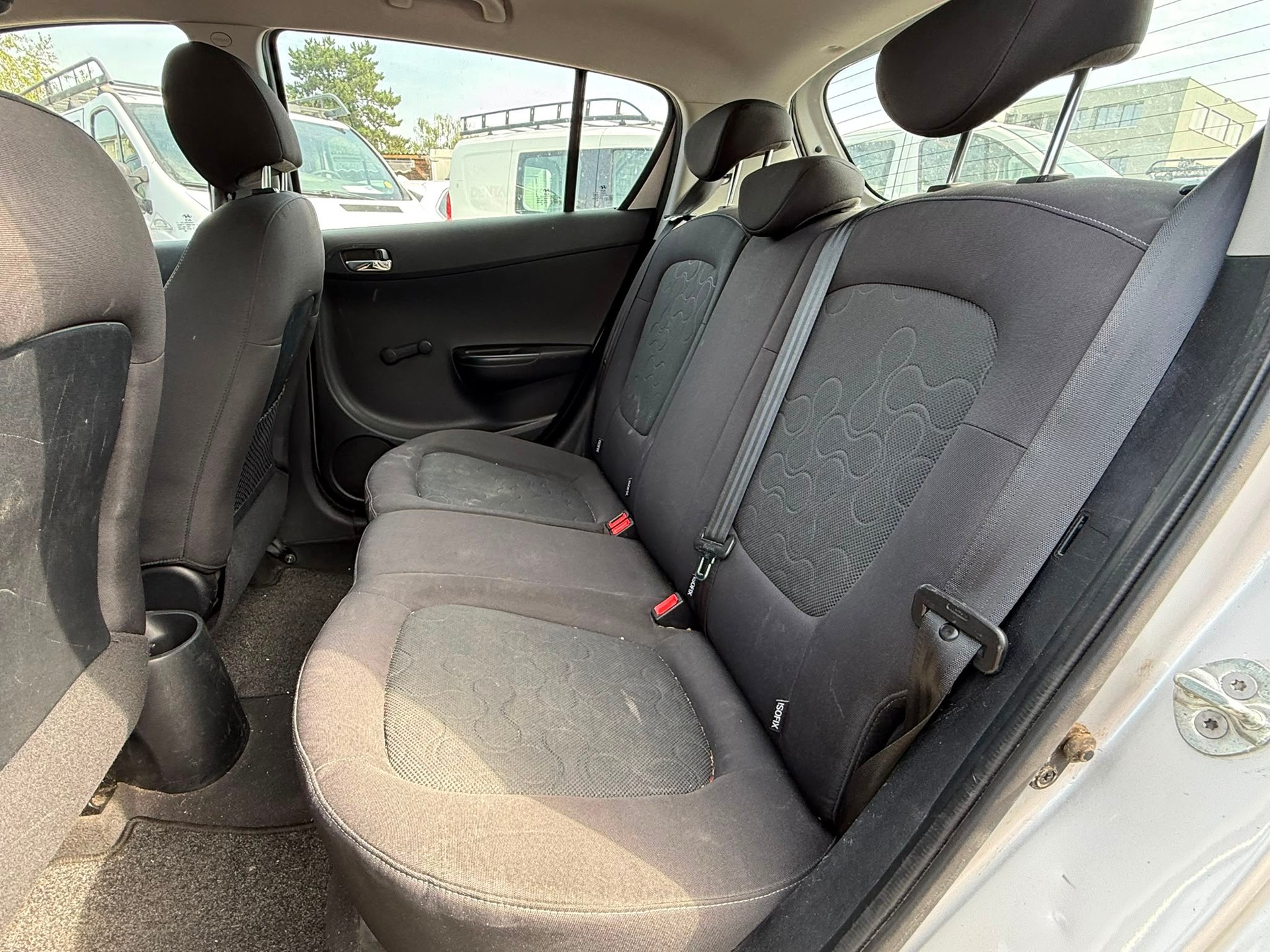 HYUNDAI i20 1.4 Style-image-9