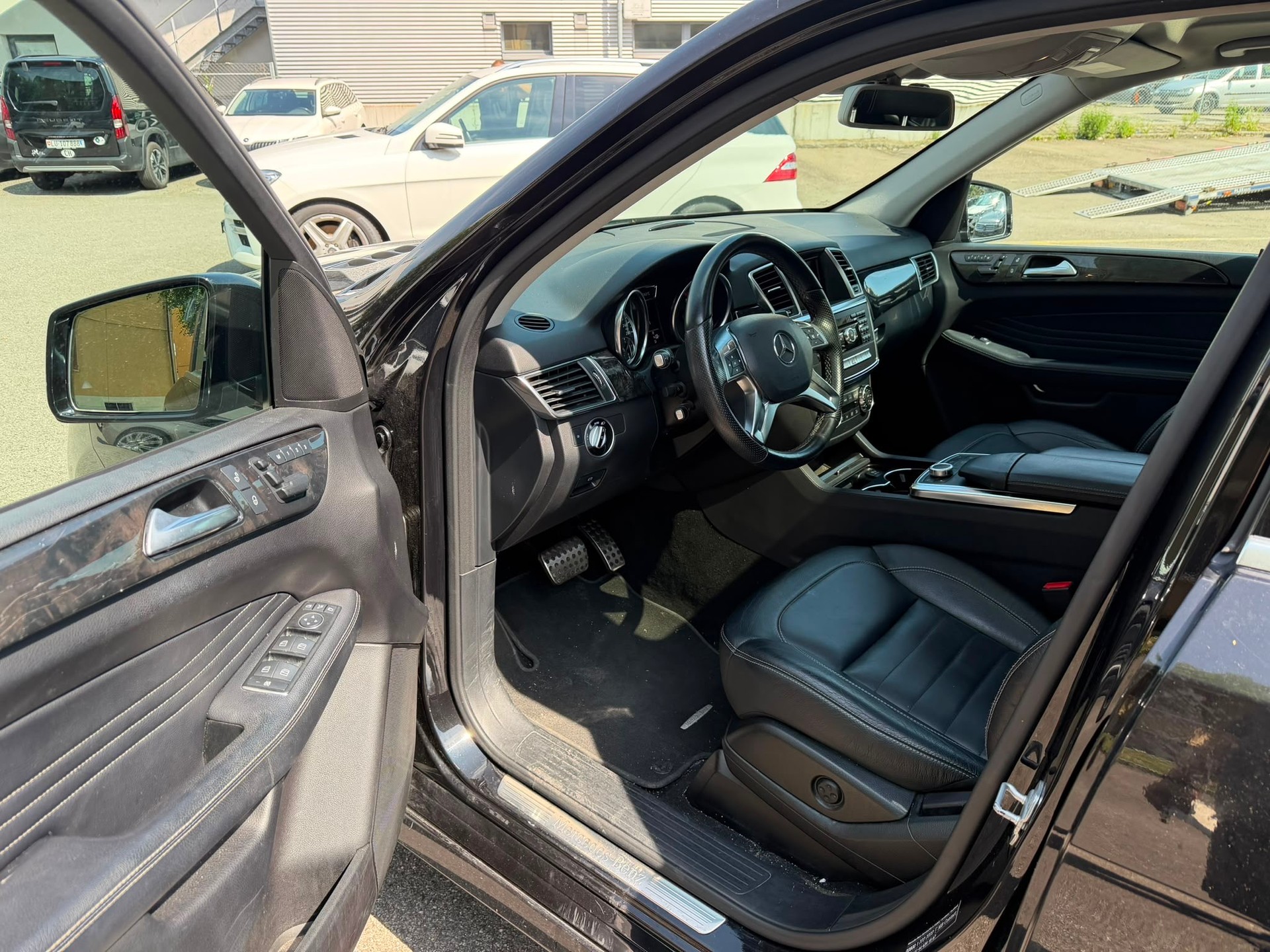 MERCEDES-BENZ ML 350 BlueTEC Edition 4Matic 7G-Tronic-image-8