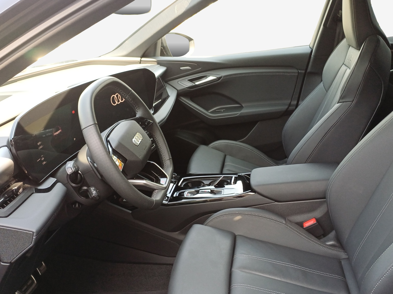 AUDI Q6 e-tron quattro-image-8