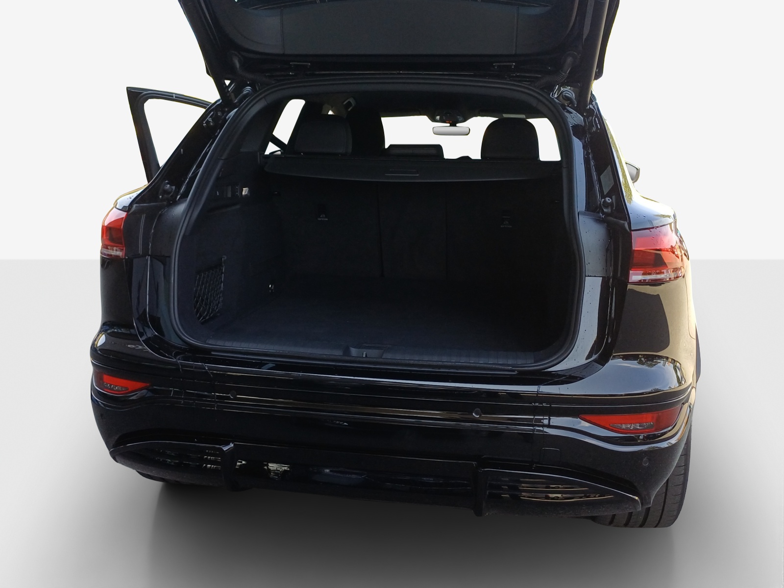 AUDI Q6 e-tron quattro-image-13
