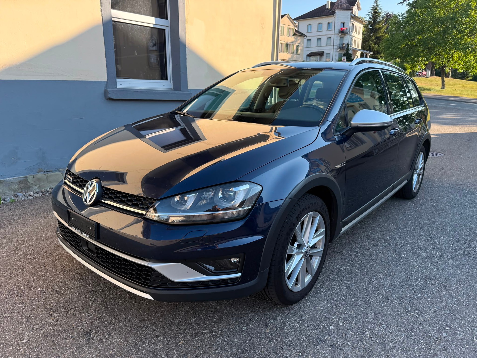 VW Golf 1.8 TSI Alltrack 4Motion-image-10