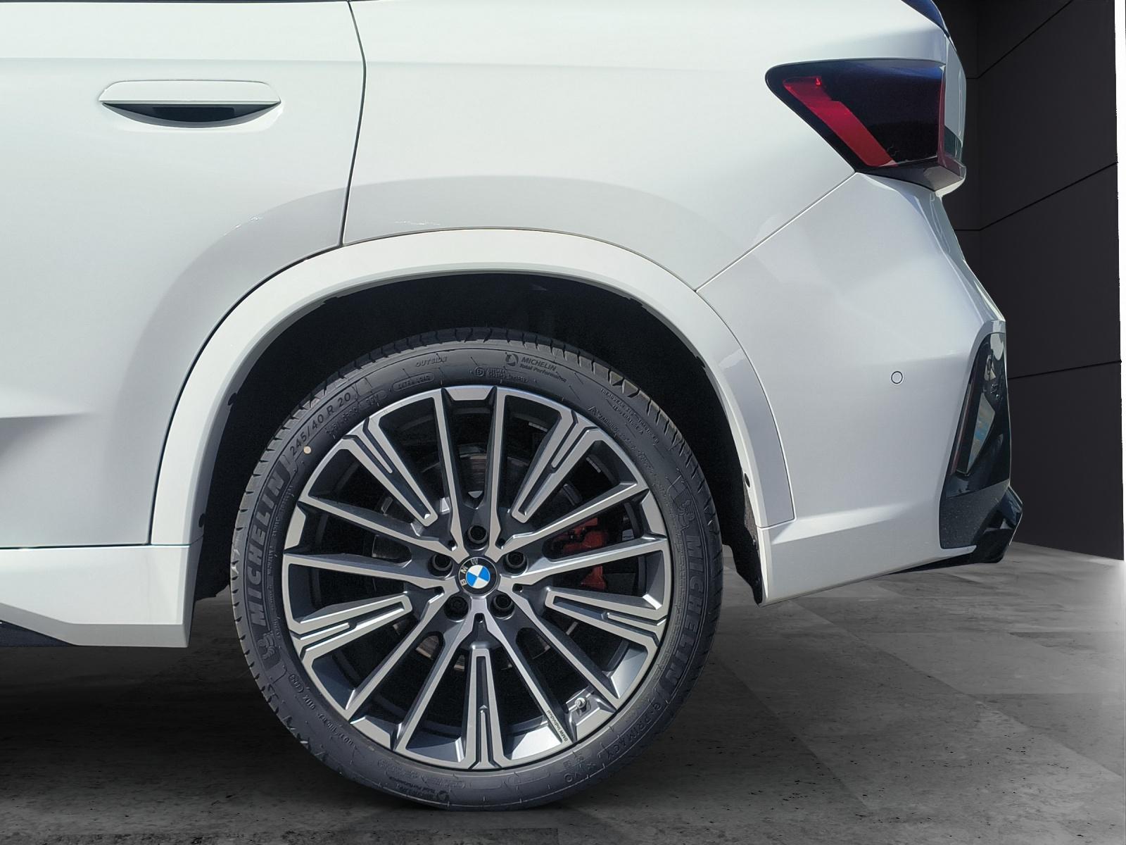 BMW X1 M35i-image-9