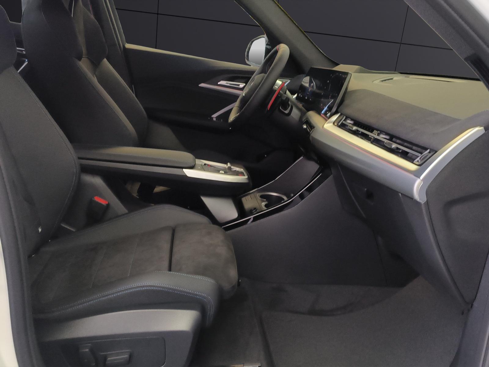 BMW X1 M35i-image-14