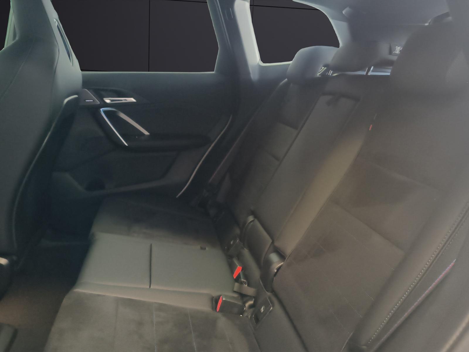BMW X1 M35i-image-12