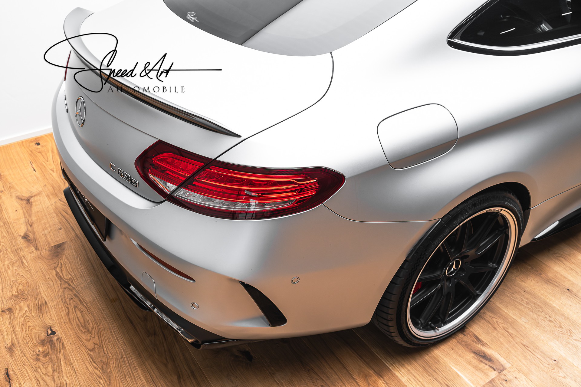 MERCEDES-BENZ C 63 S AMG Edition 1 Speedshift | OHNE OPF | CARBON | MAGNO SILBER-image-7