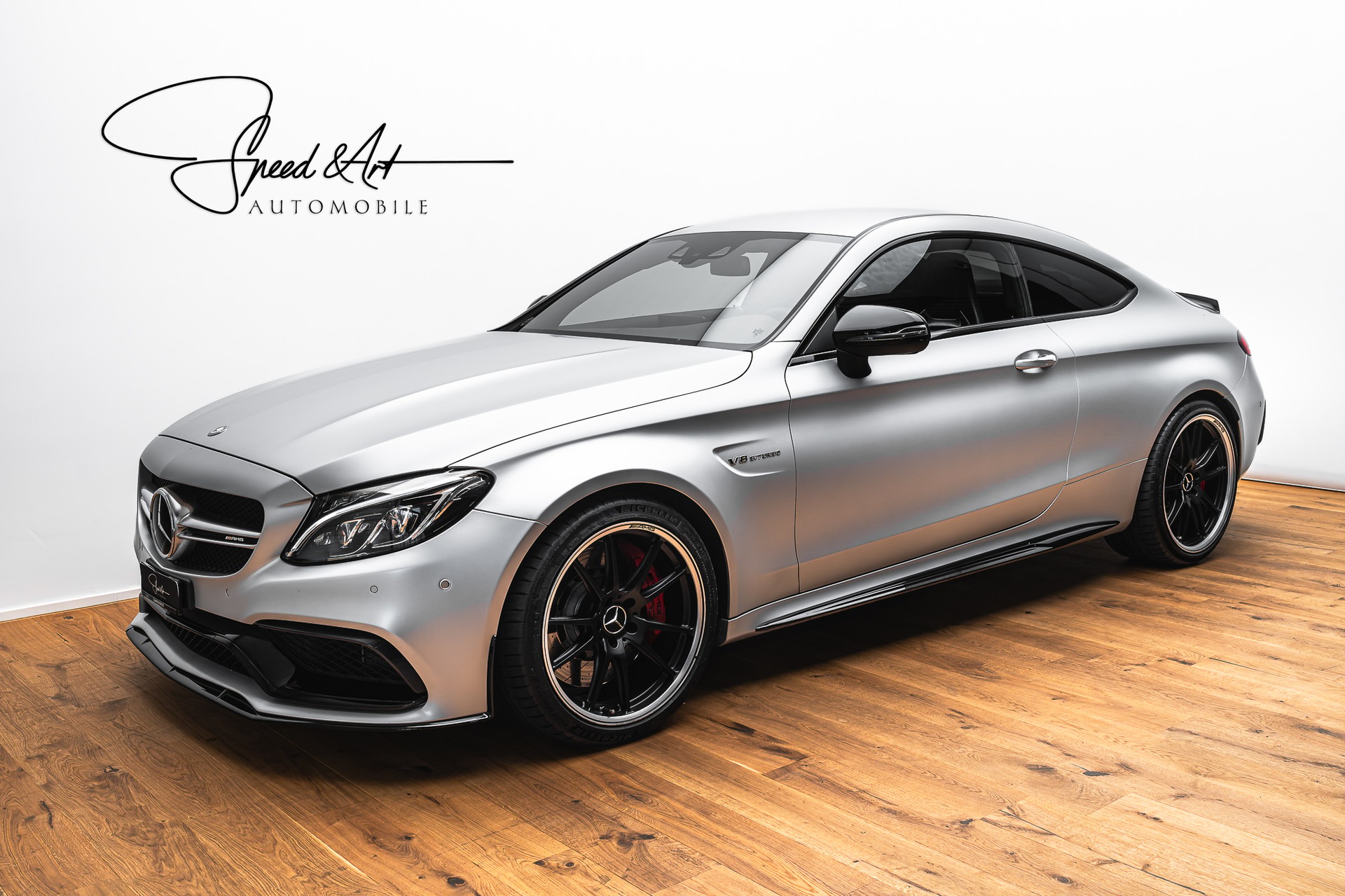MERCEDES-BENZ C 63 S AMG Edition 1 Speedshift | OHNE OPF | CARBON | MAGNO SILBER-showroom-element-1