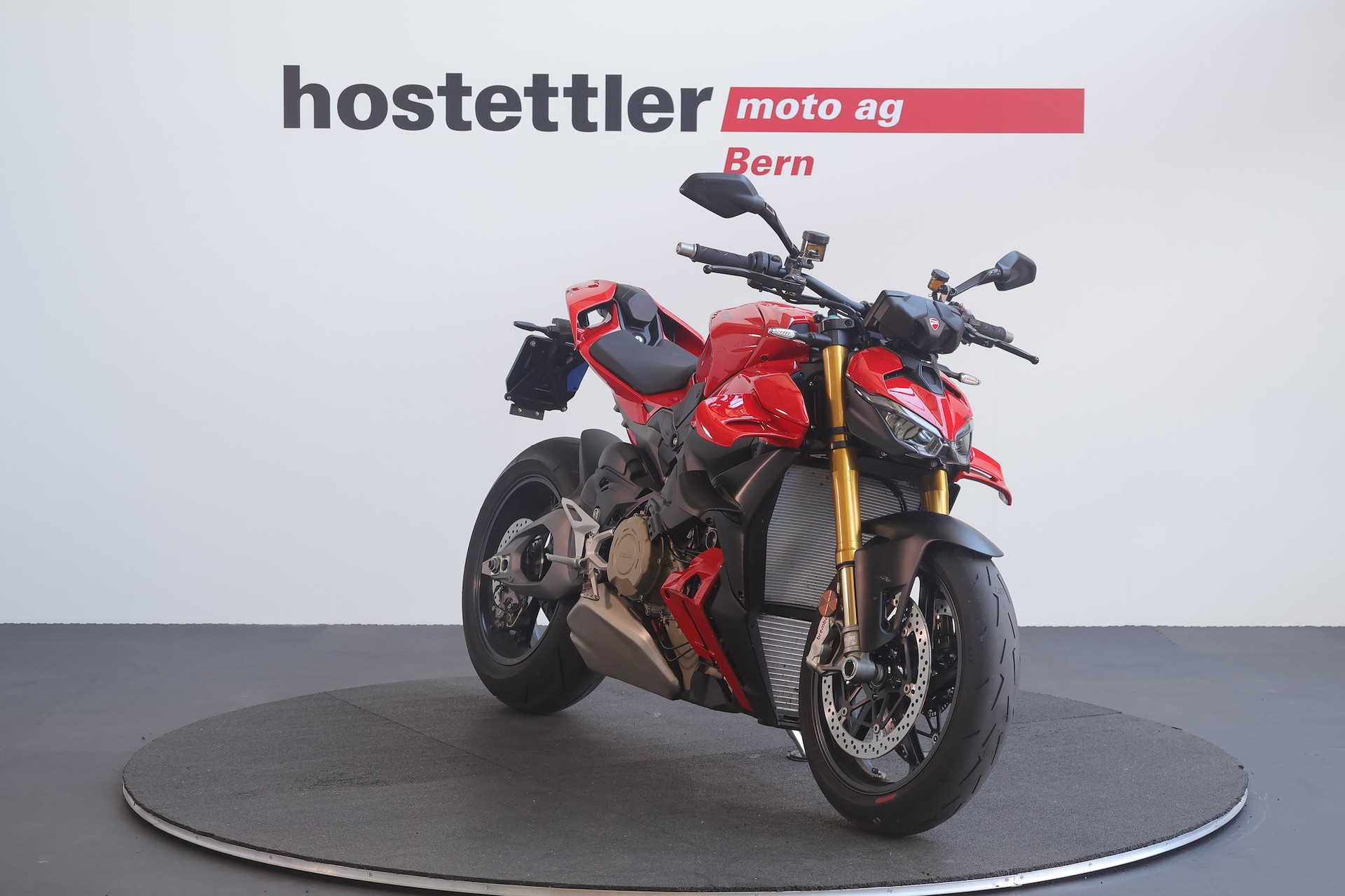 DUCATI Streetfighter V4 S-image-0
