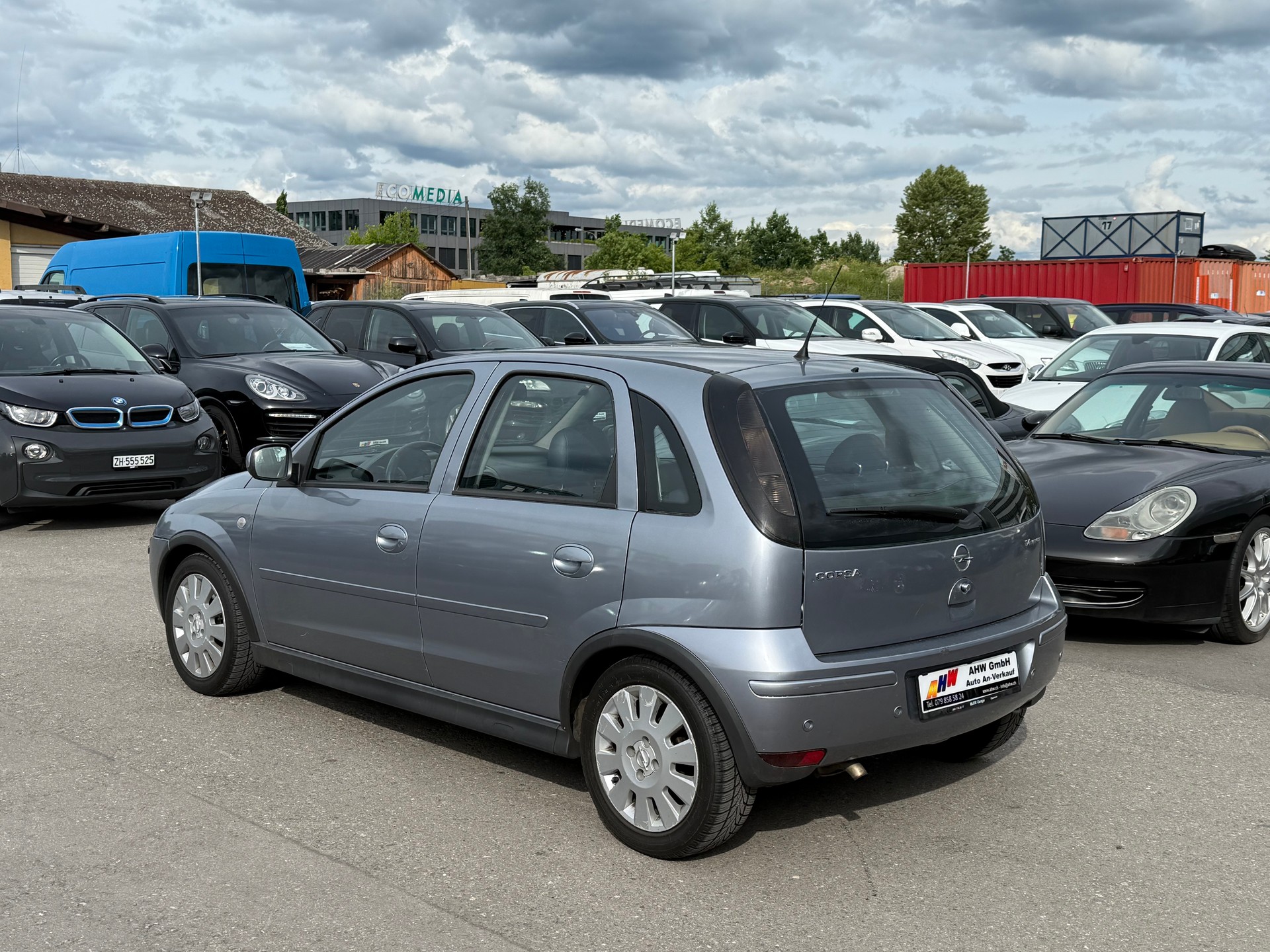 OPEL Corsa 1.4 TP Cosmo Automatik / Frisch ab MFK / LEDER / SITZHEIZUNG / KLIMAAUTOMATIK / DAB / ALUFELGEN-image-5