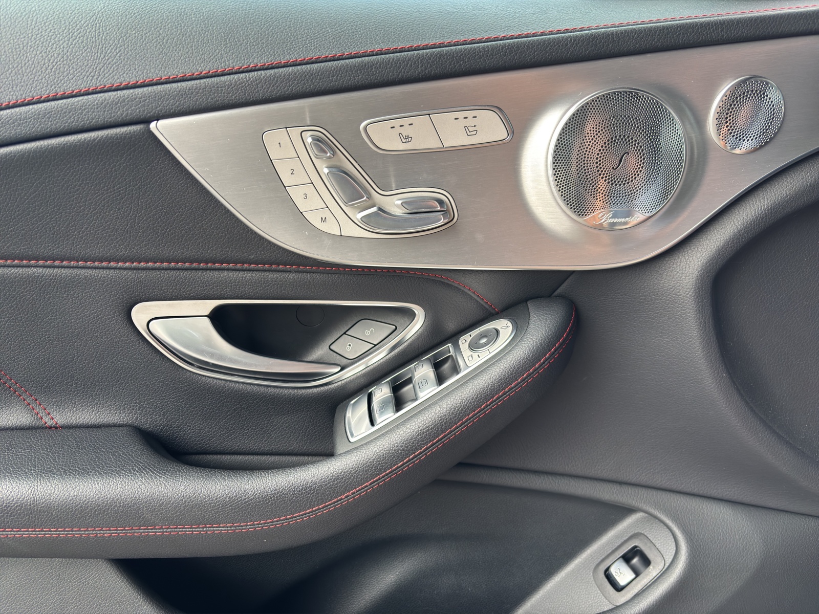 MERCEDES-BENZ C 43 Cabriolet AMG 4Matic 9G-Tronic-image-6