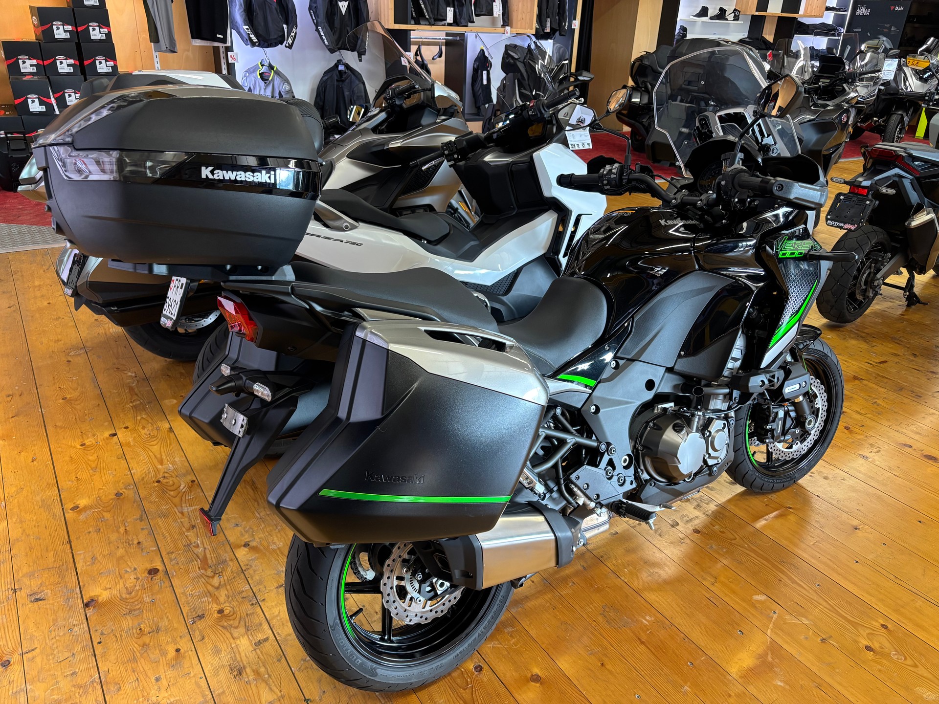 KAWASAKI Versys 1000 SE Grand Tourer-image-4