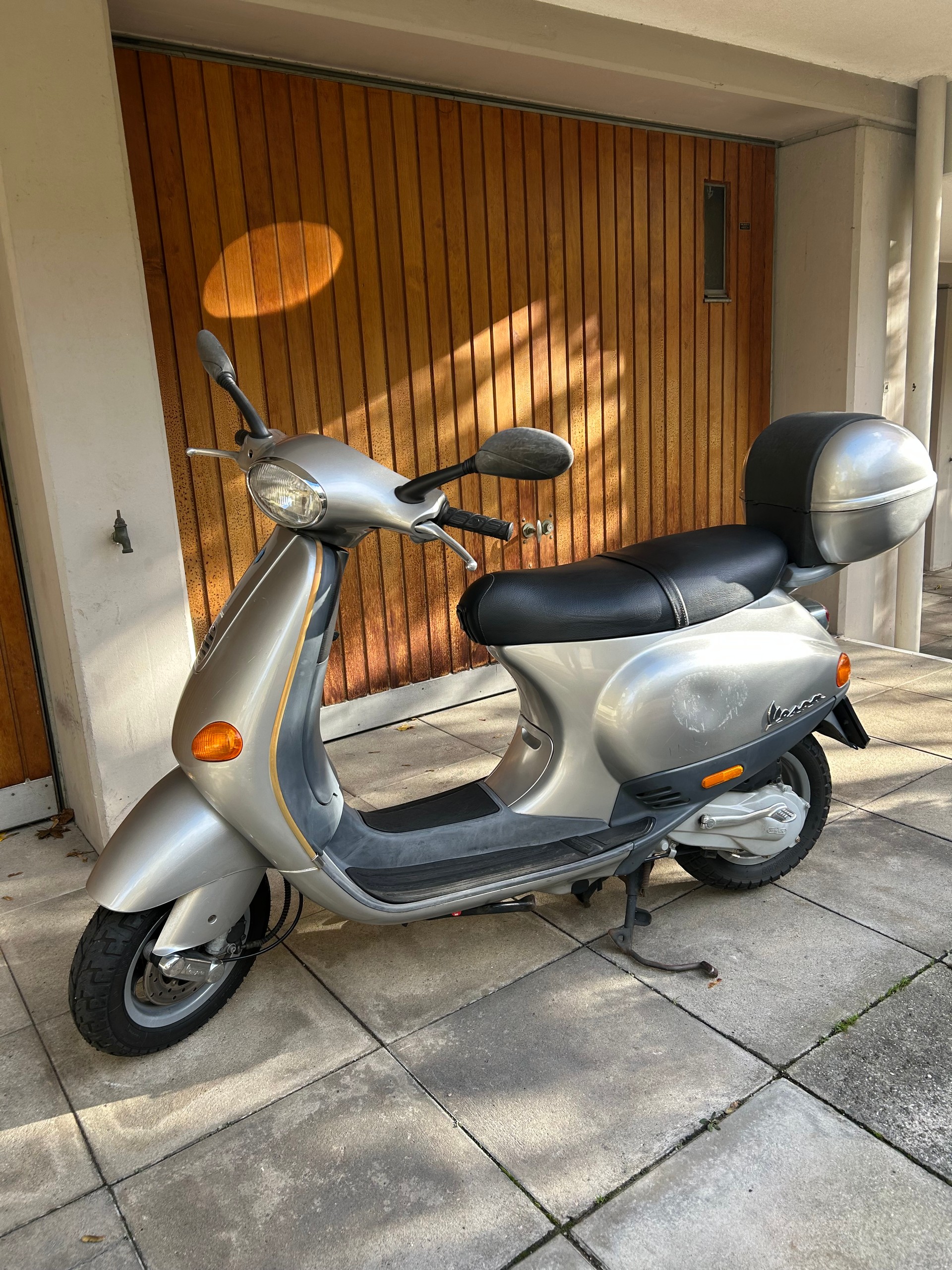 PIAGGIO Vespa 50 ET2 (45km/h)-image-3