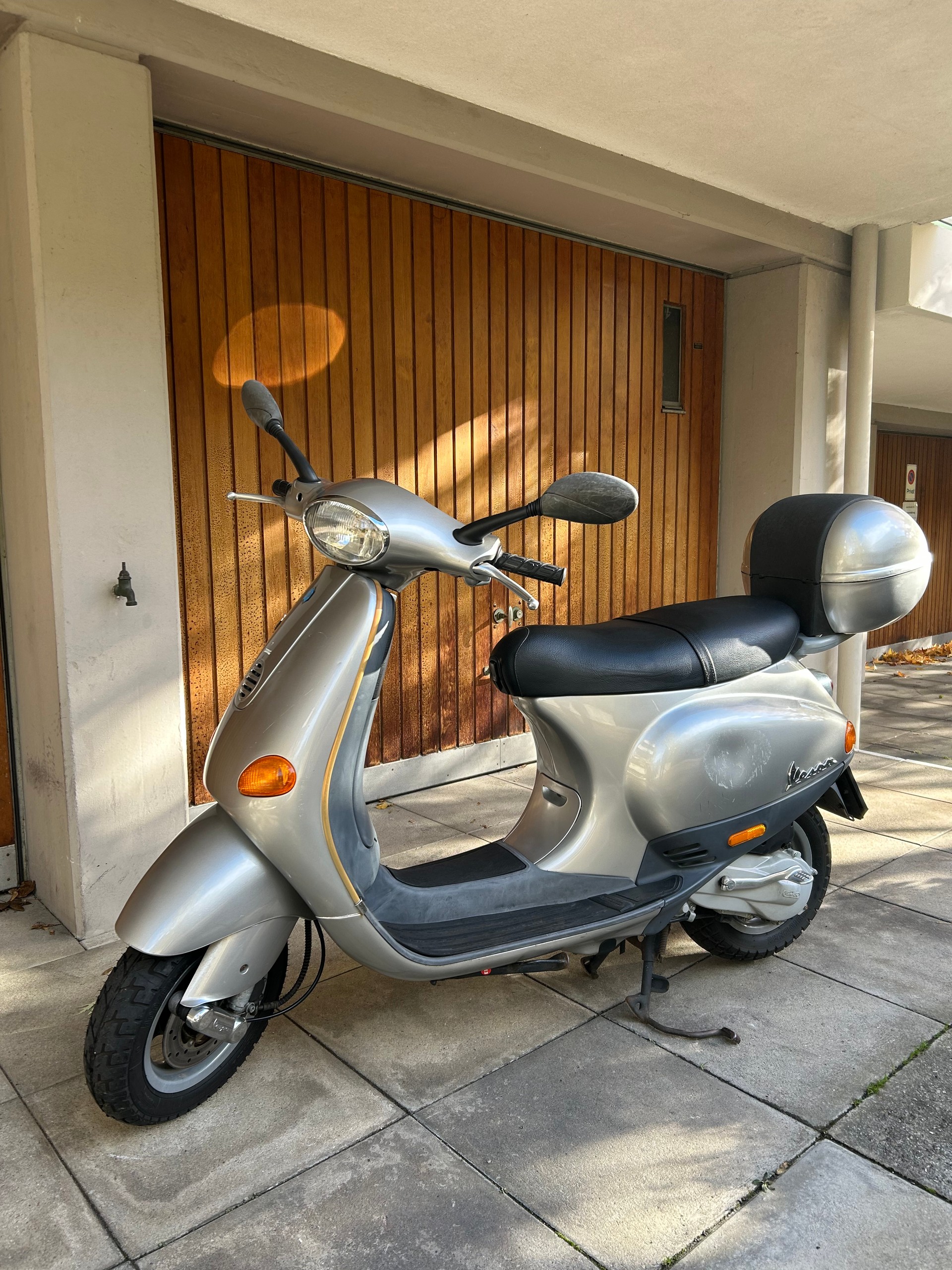 PIAGGIO Vespa 50 ET2 (45km/h)-image-0