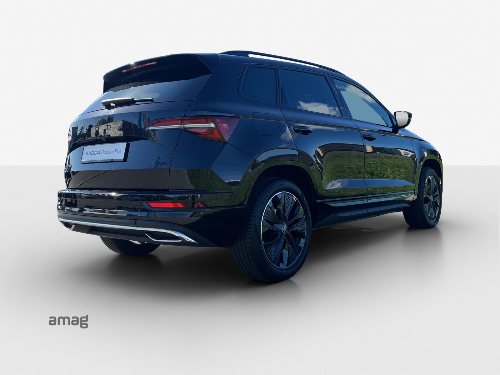 SKODA Karoq 2.0 TSI SportLine 4x4 DSG-image-4