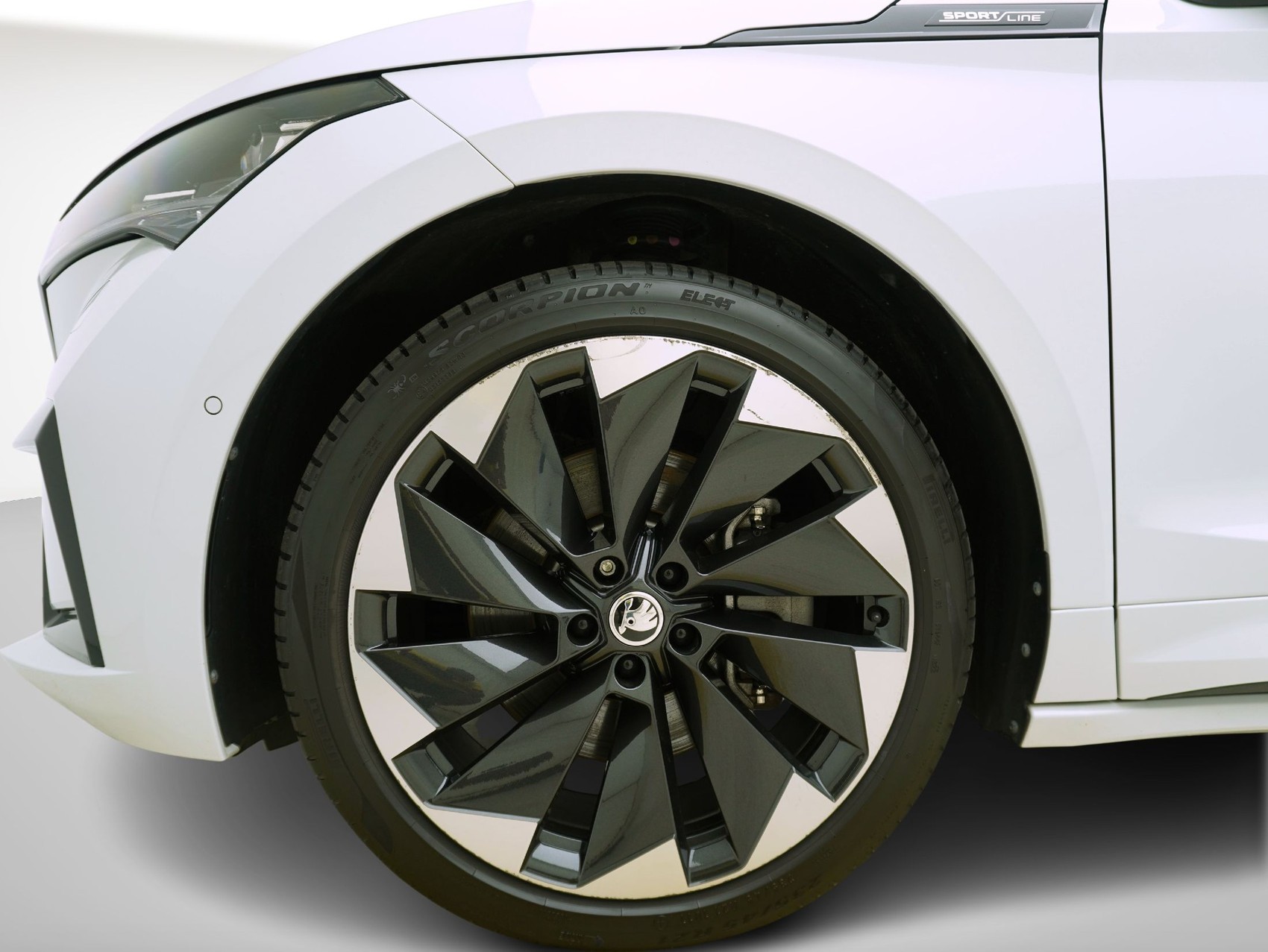 SKODA Enyaq iV 80x Sport Line 4X4-image-6