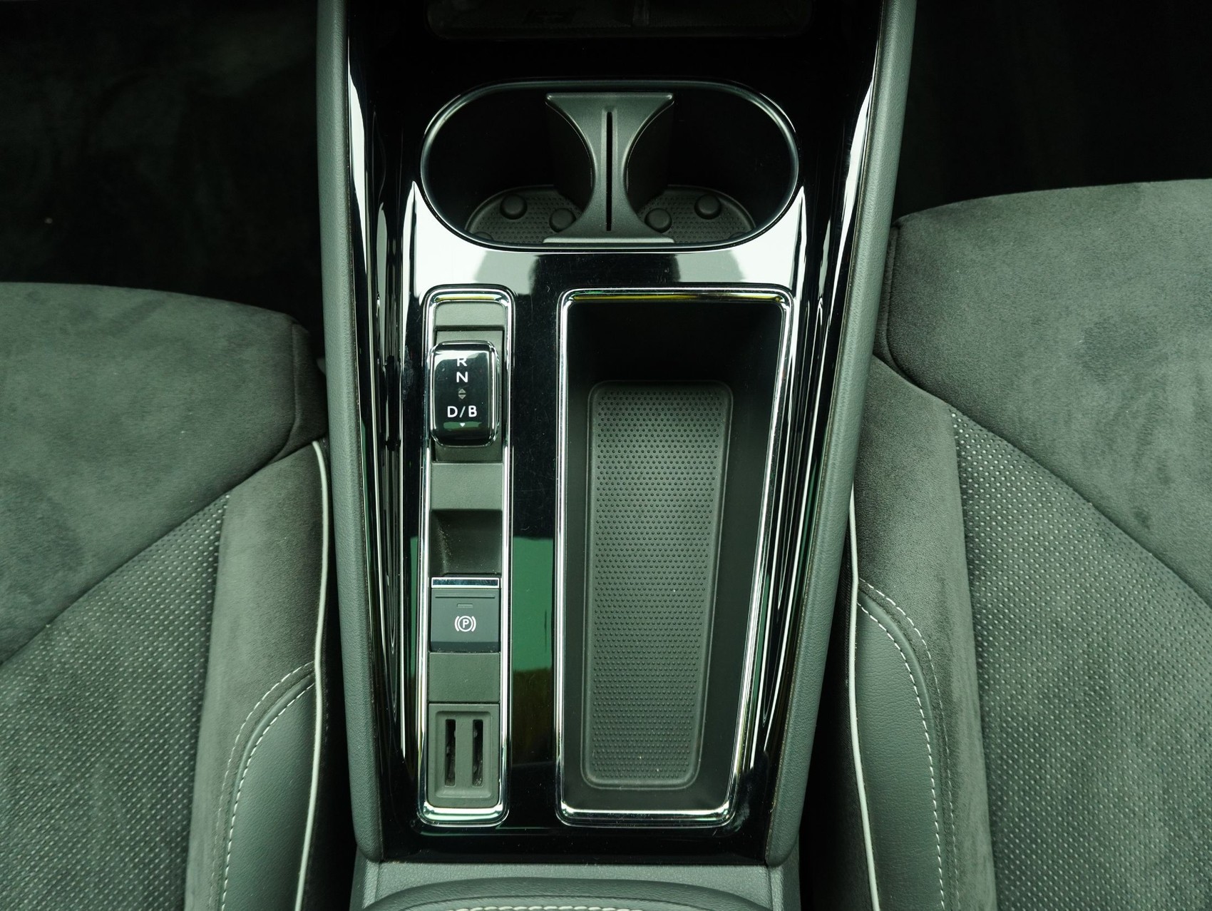 SKODA Enyaq iV 80x Sport Line 4X4-image-16
