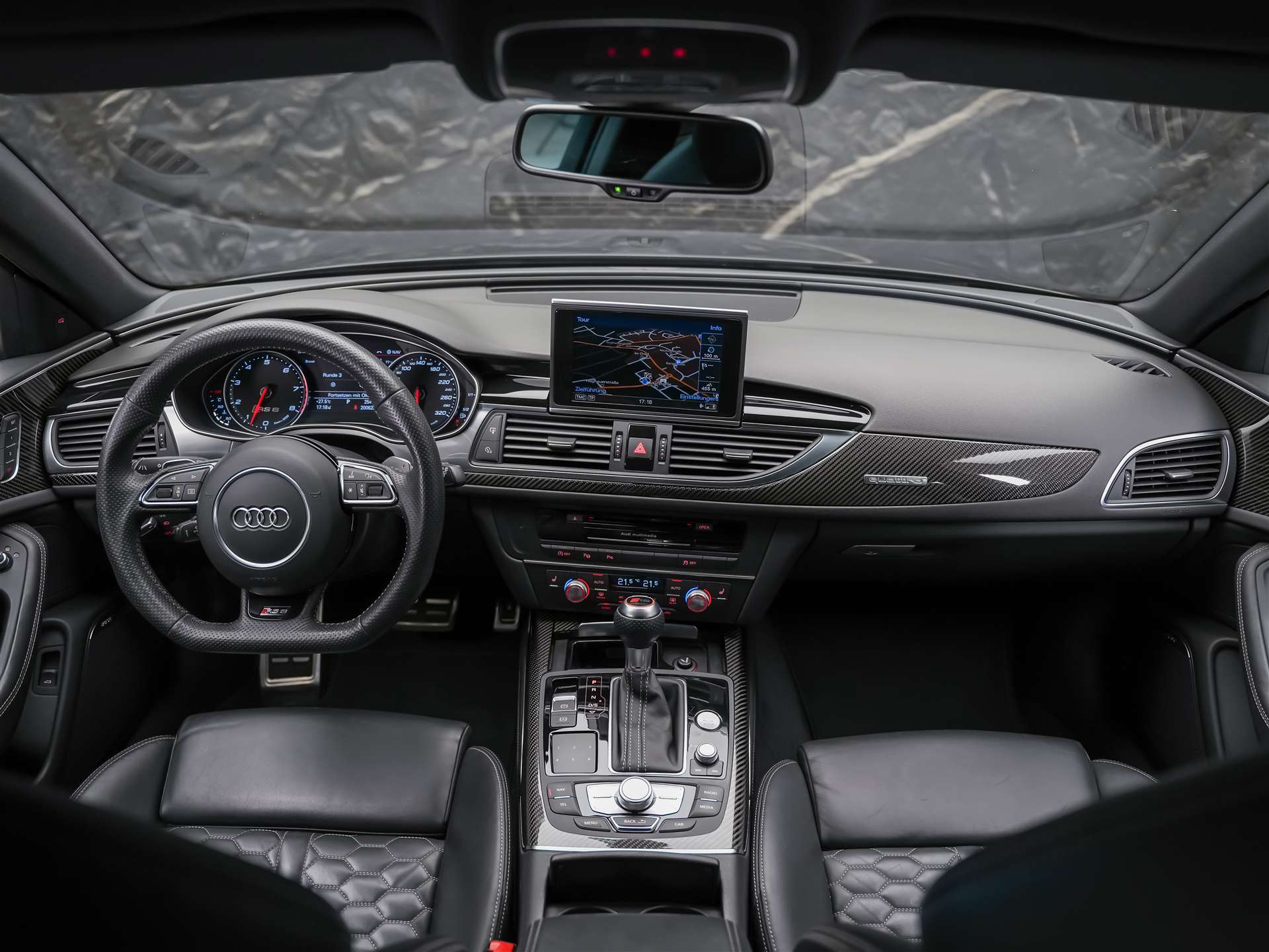 AUDI RS6 Avant 4.0 TFSI V8 quattro Tiptronic *BOSE Soundsystem*Abstandsregler*Sitzheizung*Valcona Leder*-image-18
