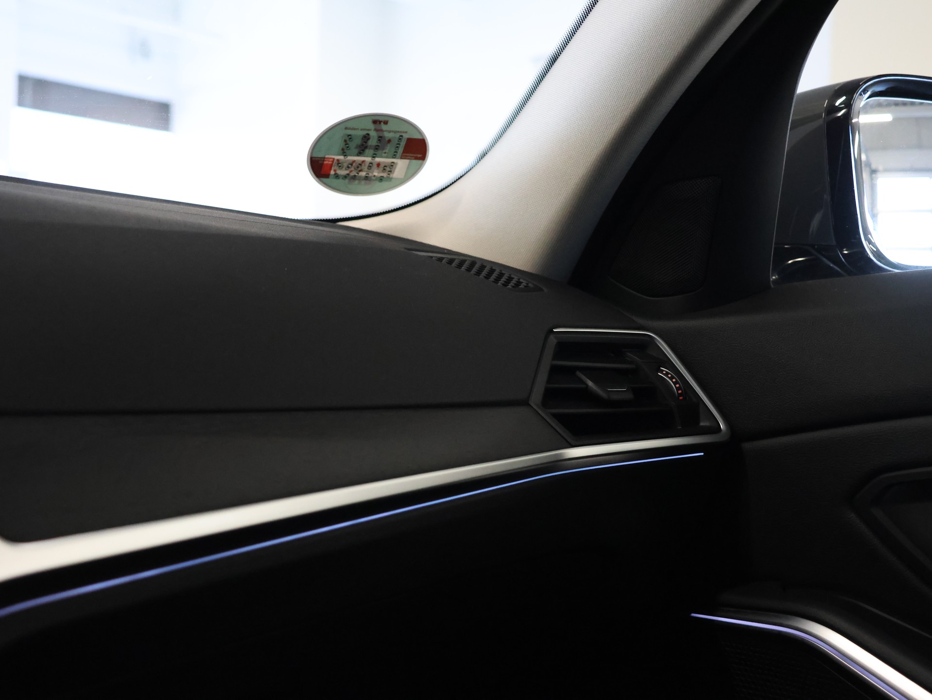 BMW 320d xDrive 48V Touring Luxury Line Steptronic * DRAVIT-GRAU LACKIERUNG*-image-28