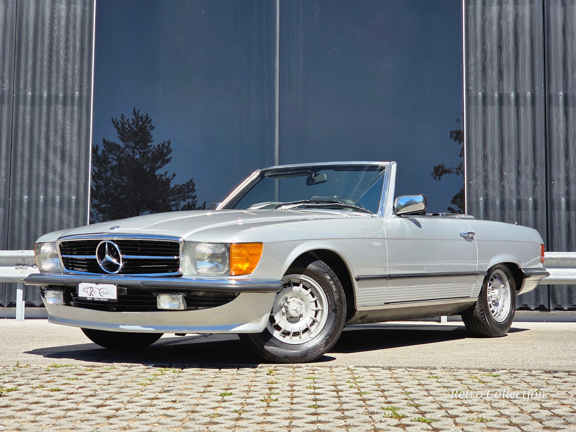 MERCEDES-BENZ 380 SL Automatic - excellent état- hard-top- intérieur cuir- spoiler AMG - expertisée vétéran 01.2024.