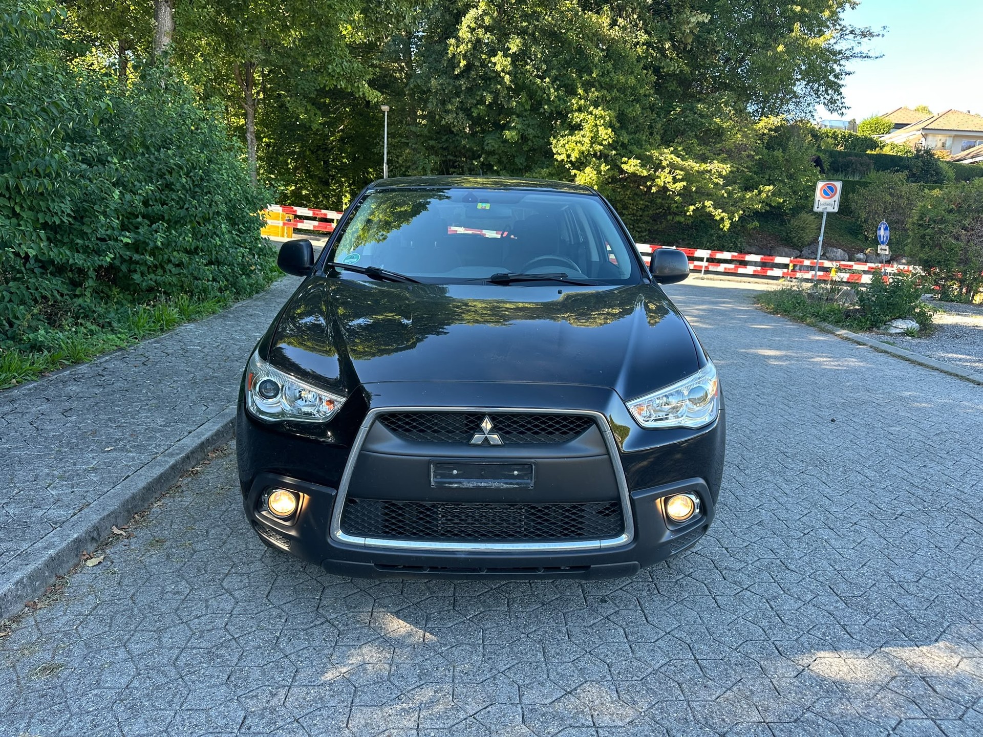 MITSUBISHI ASX 1.8 DID Invite 4WD-image-2