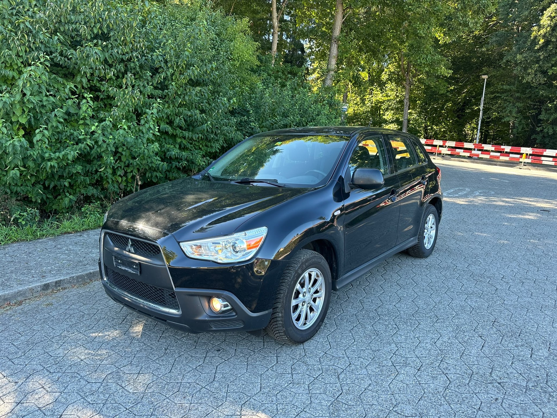 MITSUBISHI ASX 1.8 DID Invite 4WD