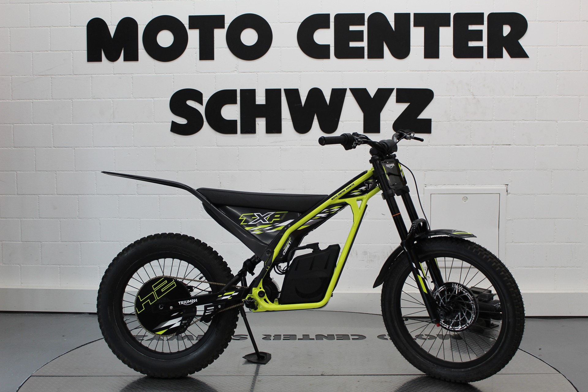 TRIUMPH TXP-24-image-0