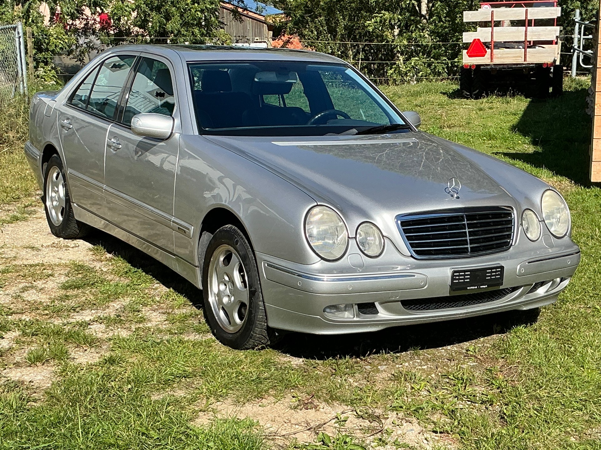 MERCEDES-BENZ E 320 V6 4Matic