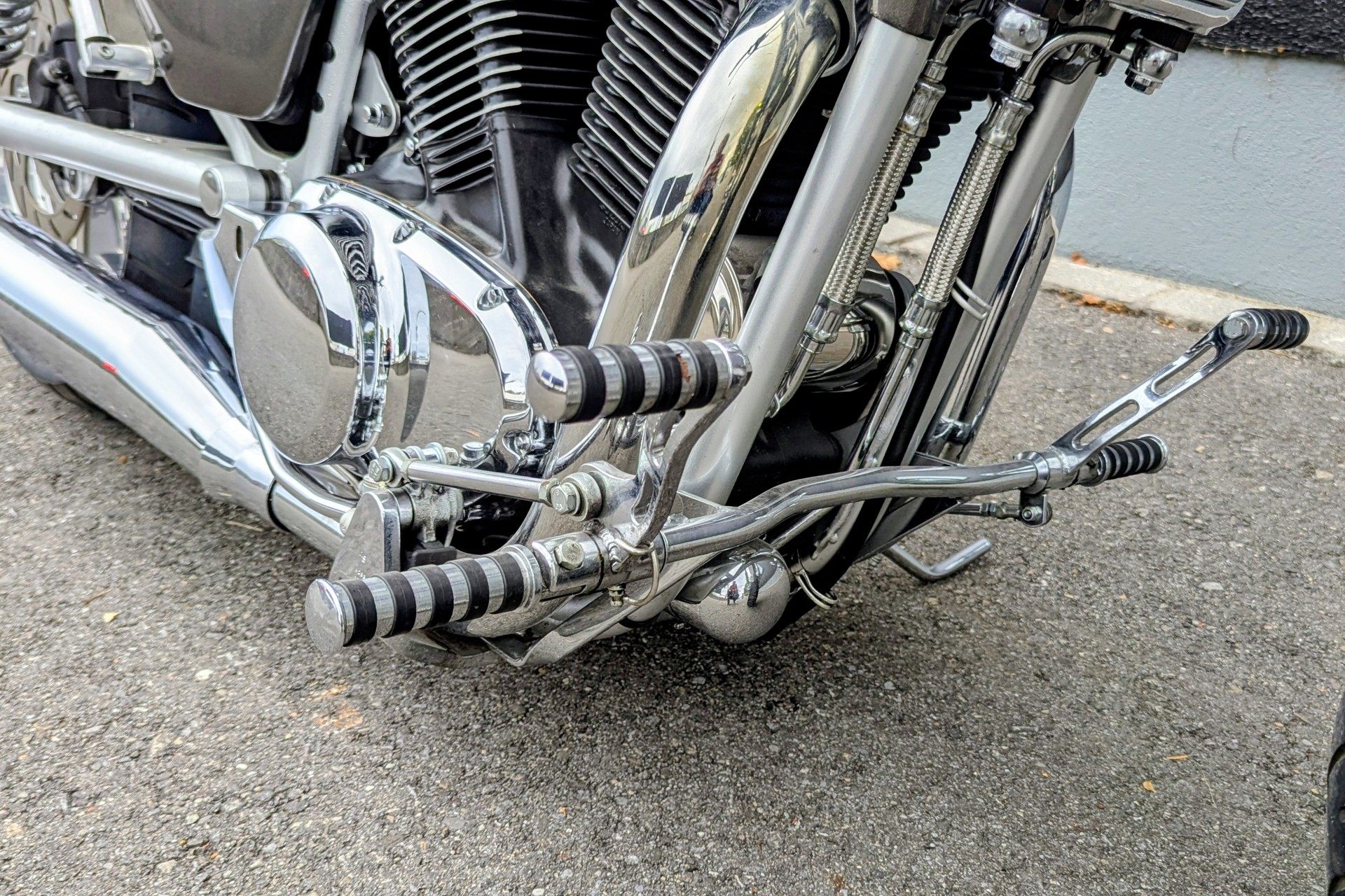 SUZUKI VS 1400-image-13