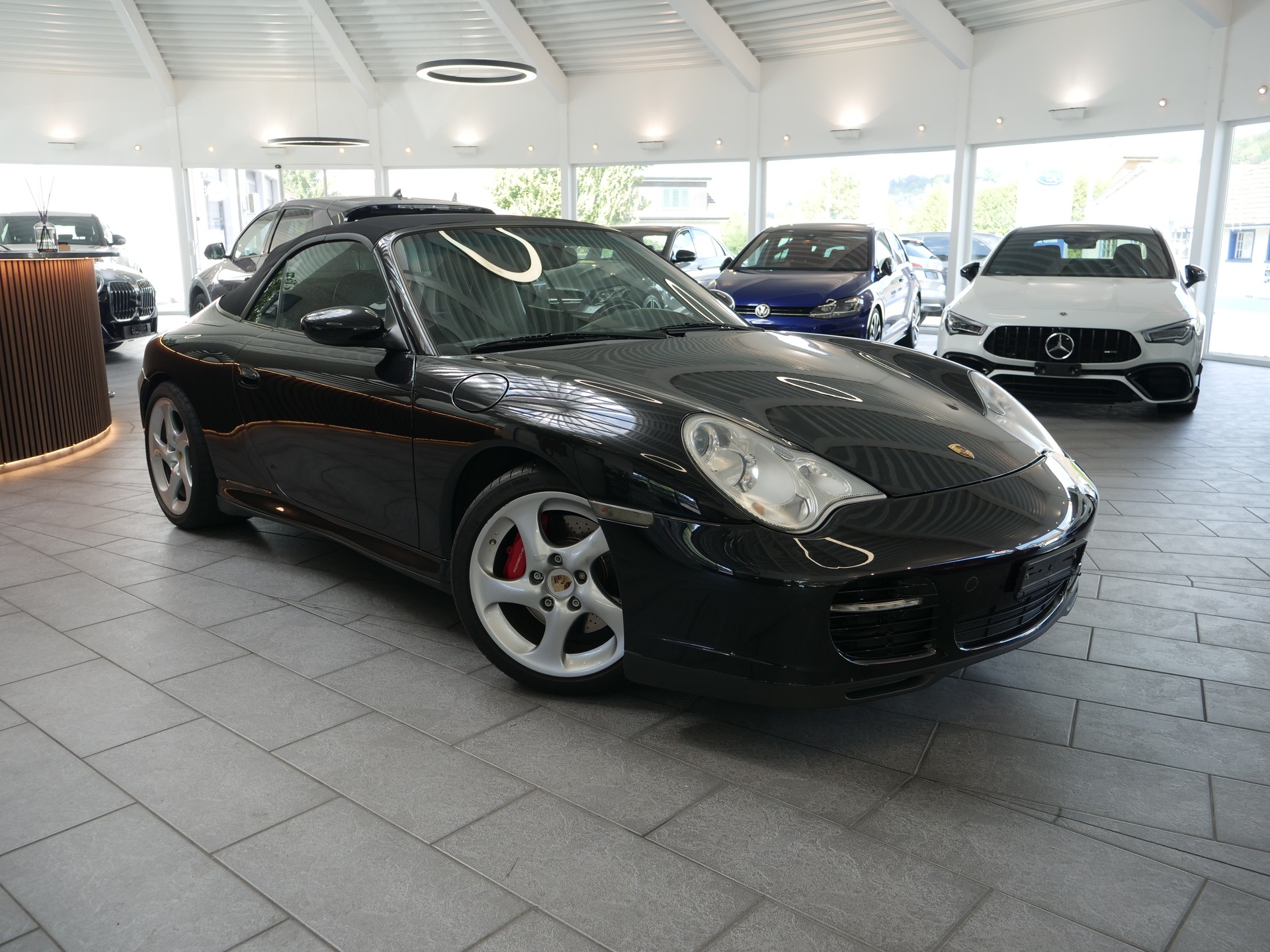 PORSCHE 911 Carrera 4 S Cabrio-showroom-element-3