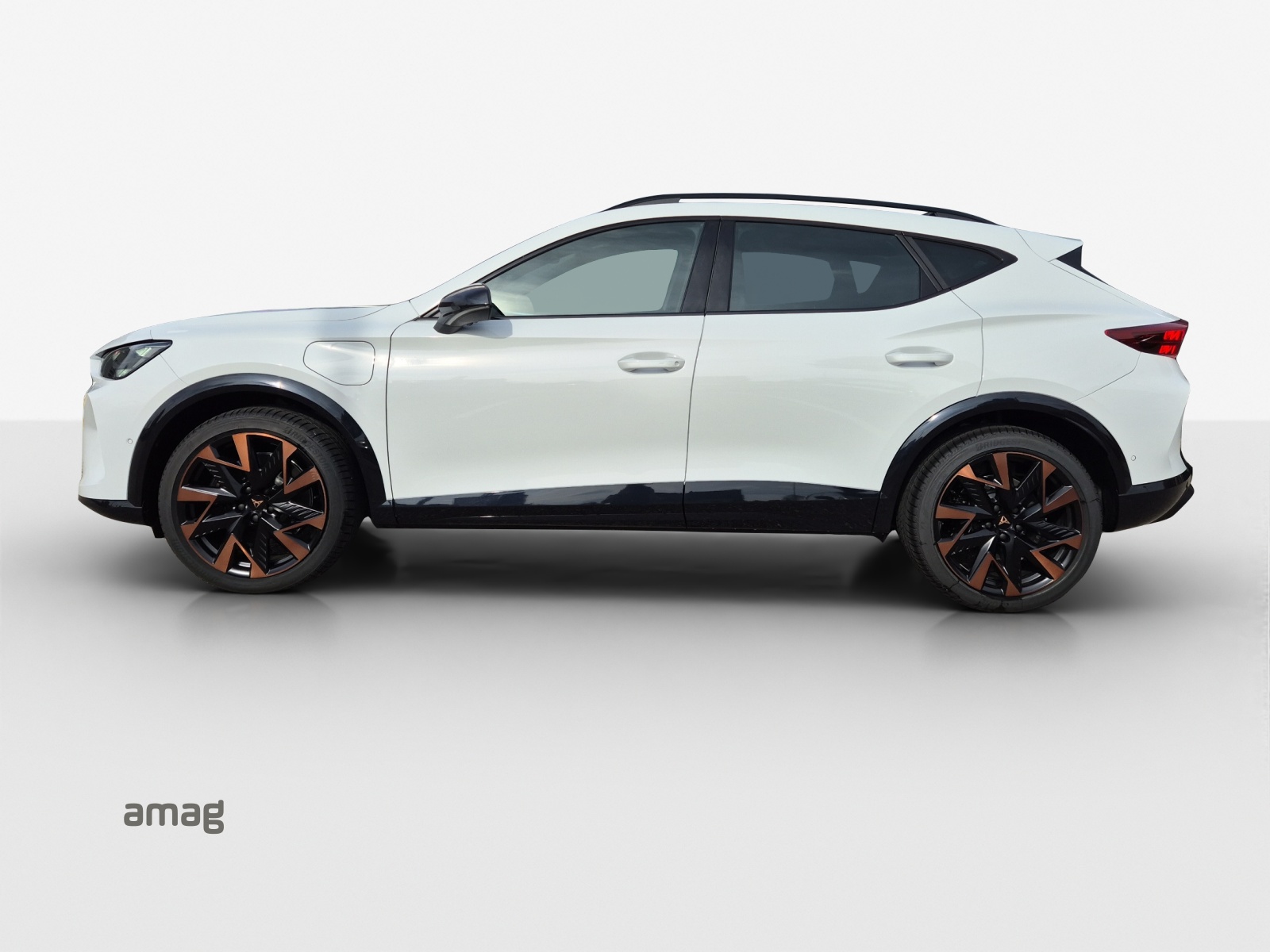 CUPRA Formentor 1.5 e-HYBRID pHEV VZ DSG-showroom-element-1