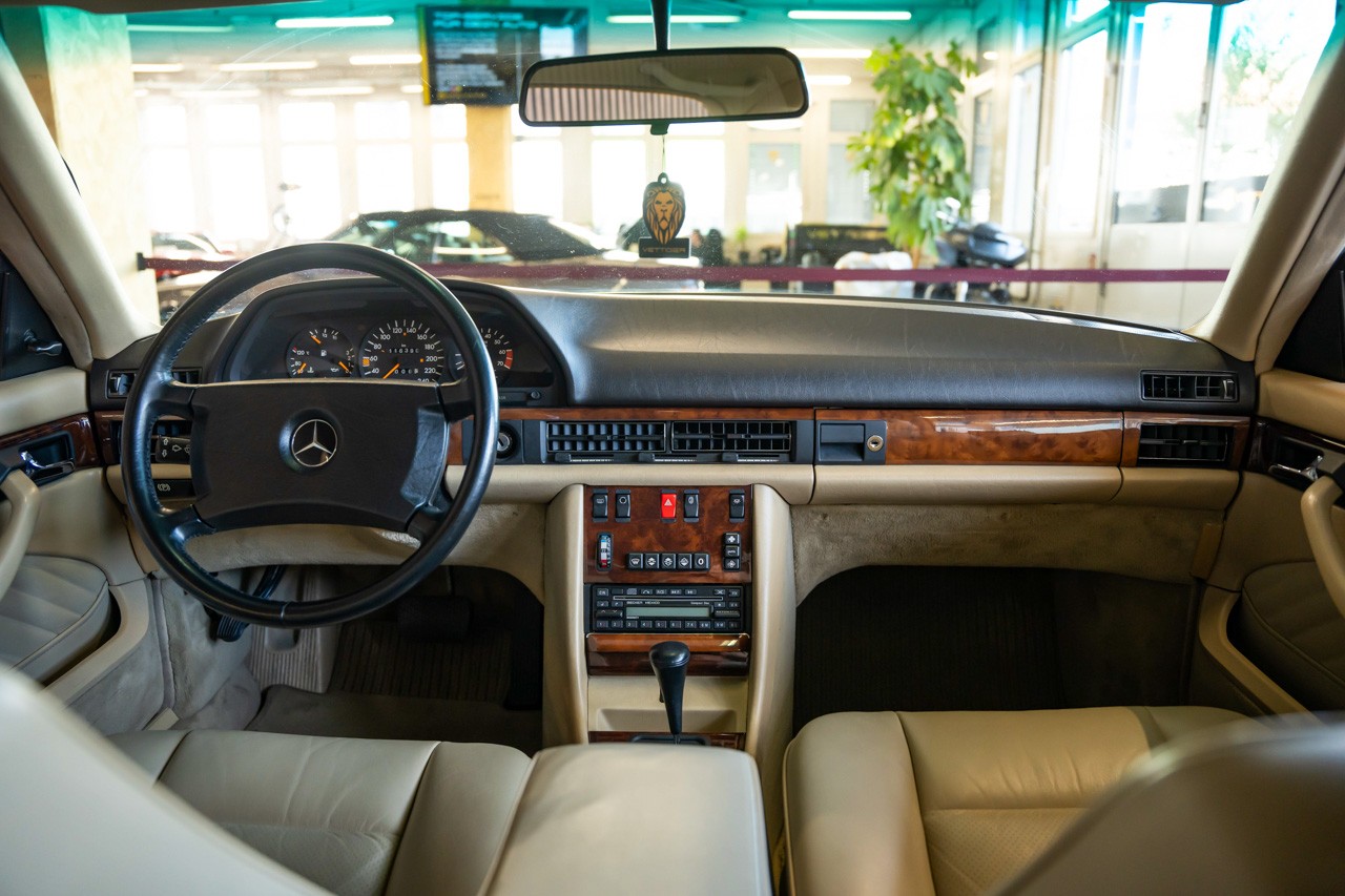 MERCEDES-BENZ 420 SEC Automatic-image-12