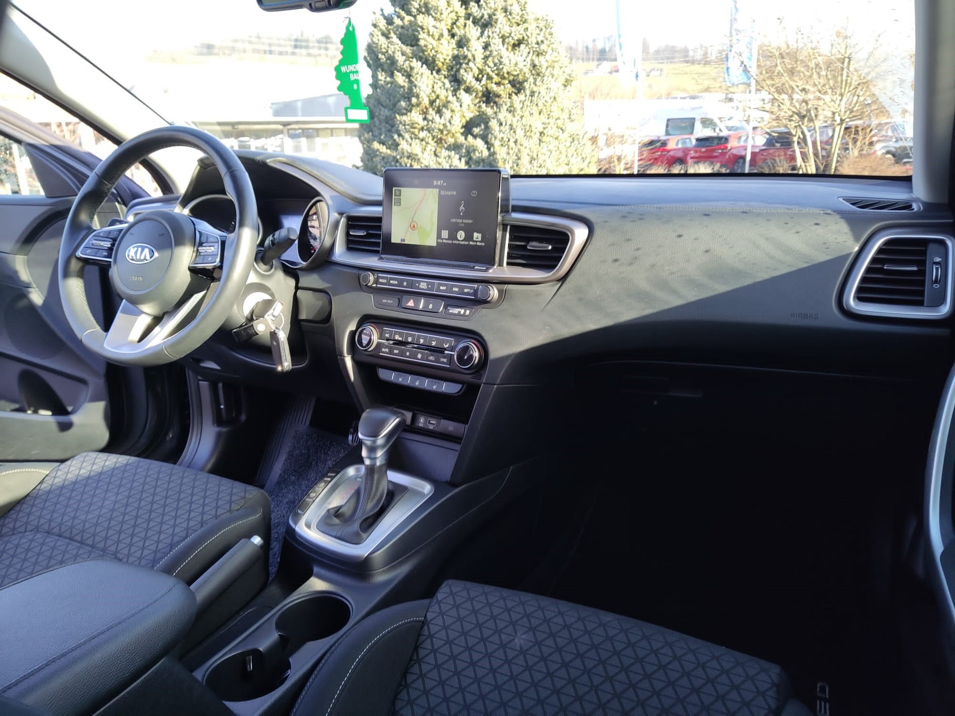 KIA Ceed 1.4 T-GDi Style DCT-image-4