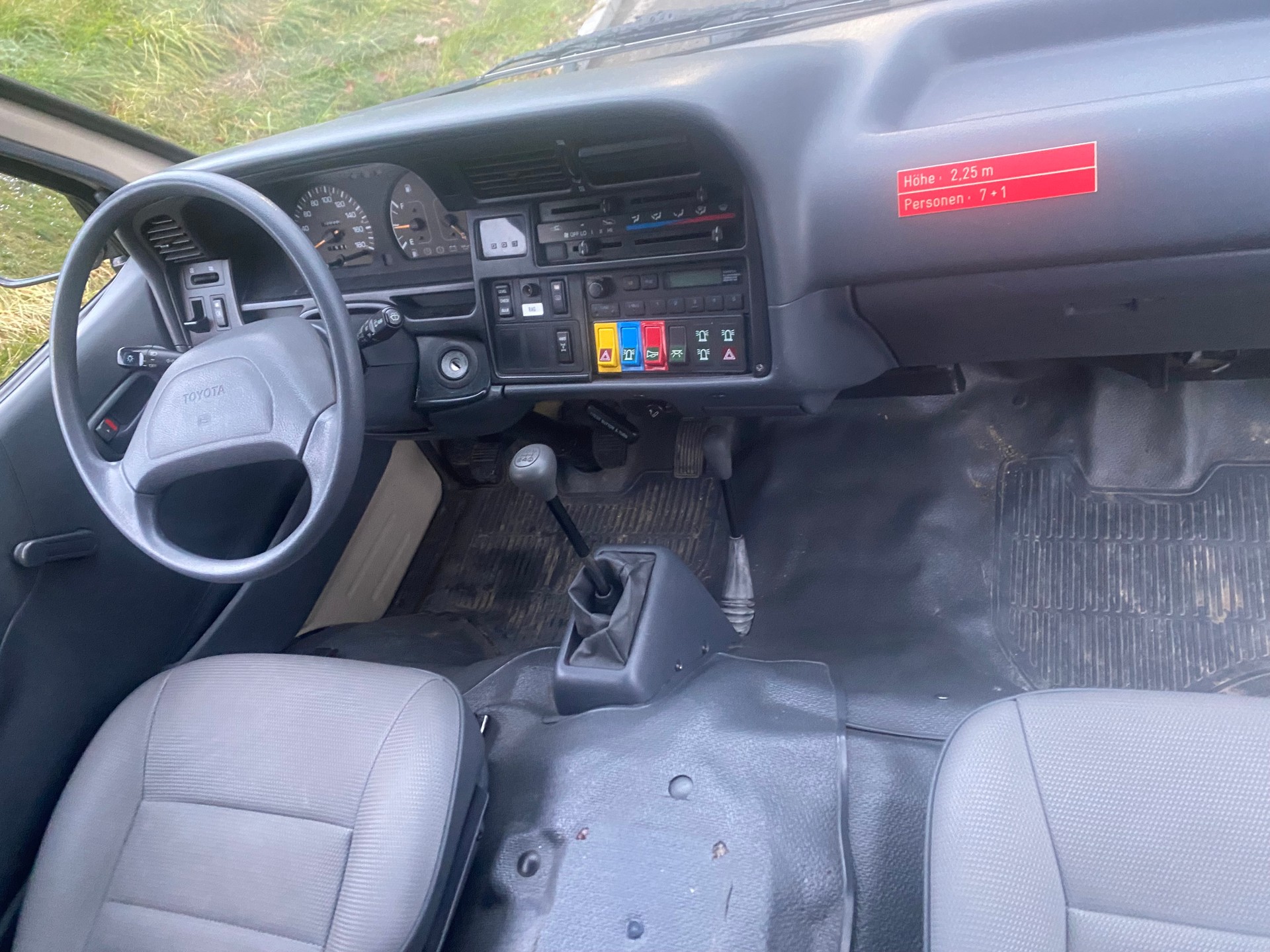 TOYOTA 4x4 Offroader-image-8
