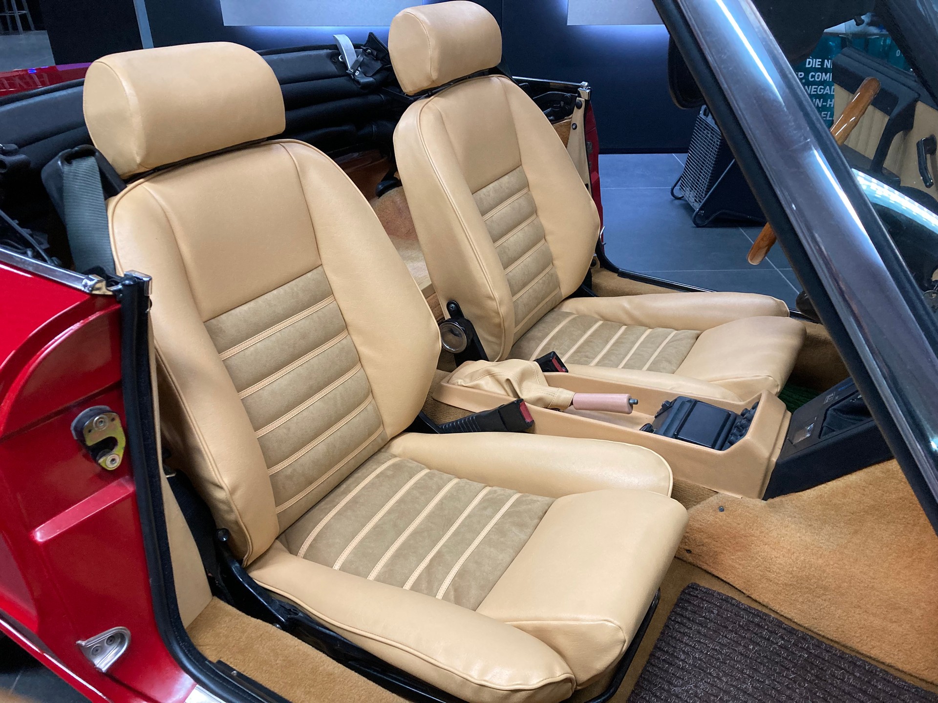ALFA ROMEO Spider 2.0-image-14