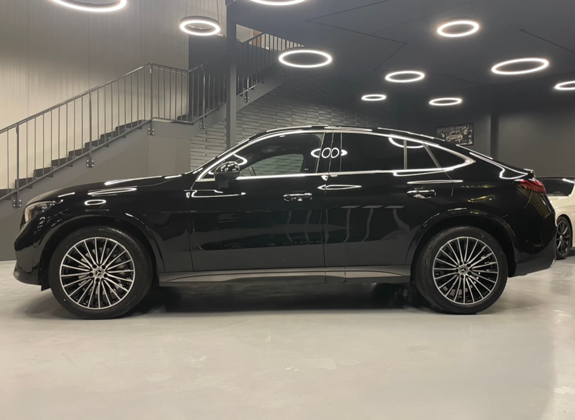 MERCEDES-BENZ GLC Coupé 220 d AMG Line 4Matic 9G-Tronic-showroom-element-3