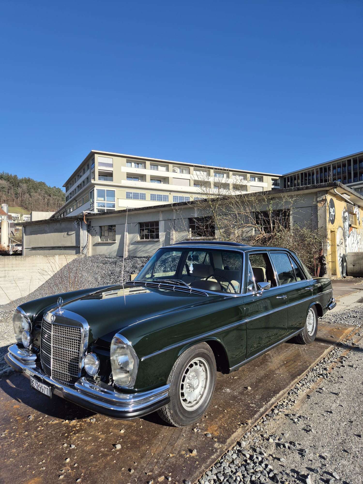 MERCEDES-BENZ 280
