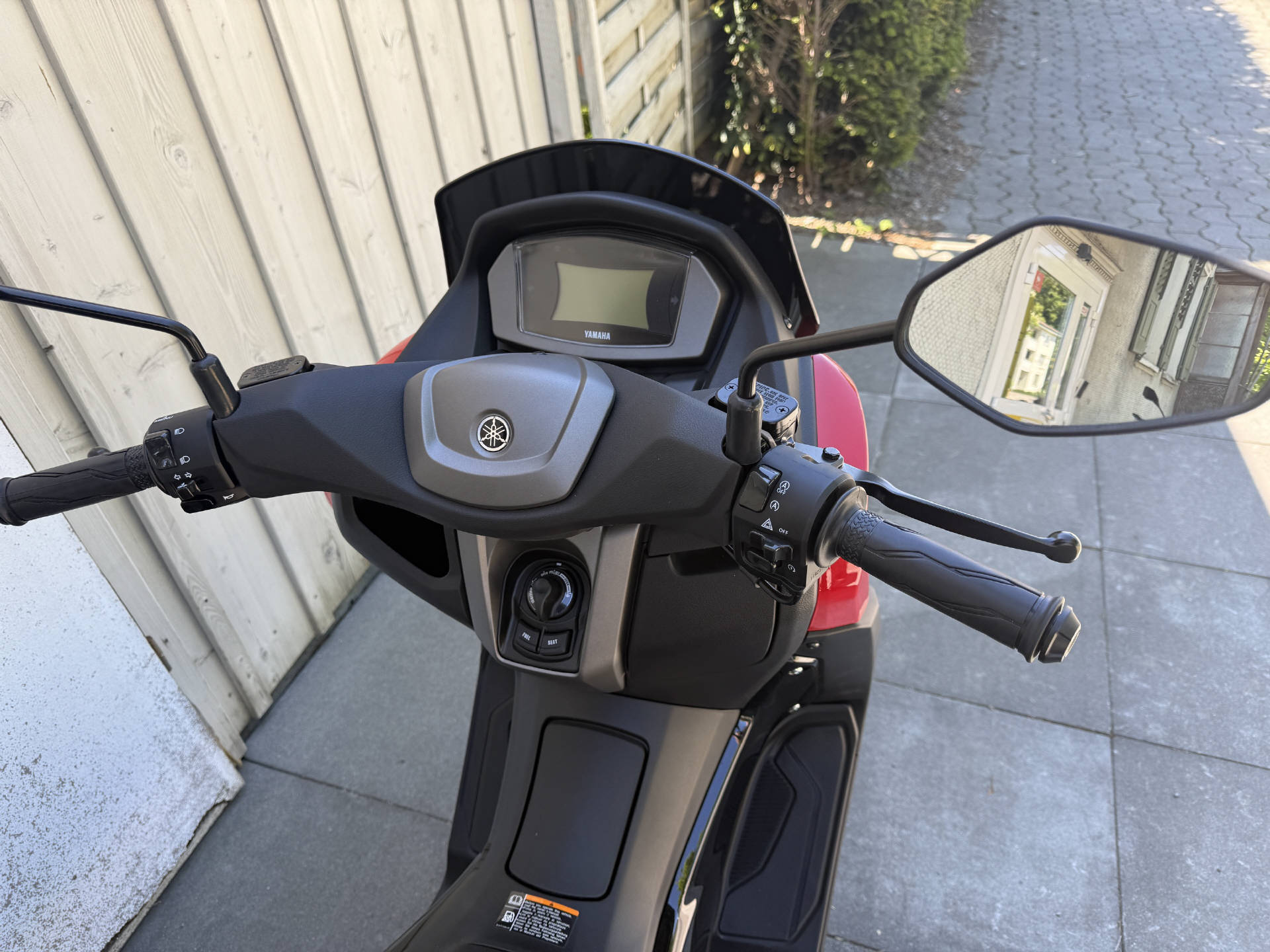 YAMAHA GPD 125 NMAX ABS-image-4